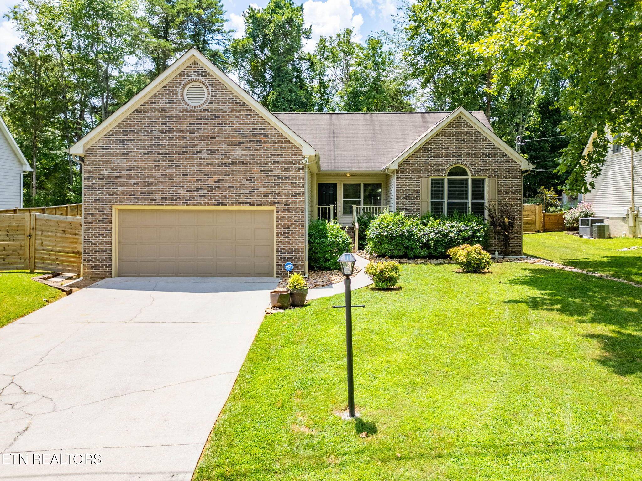 Knoxville, TN 37932,9954 Martha Knight CIR