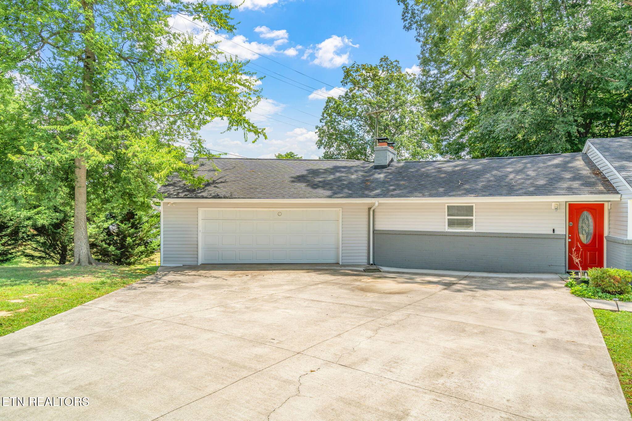 Knoxville, TN 37914,4432 Exemouth DR