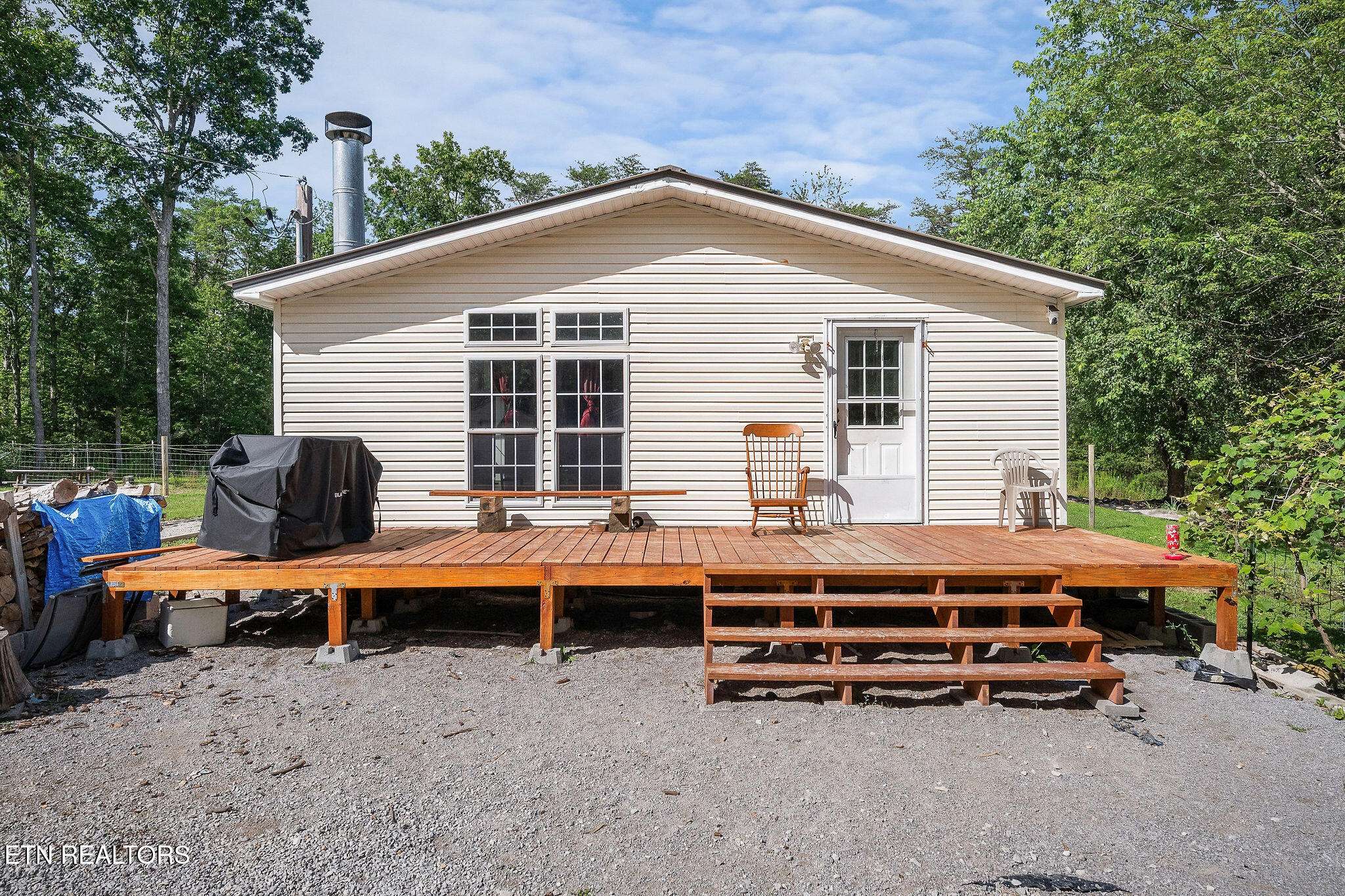 Crossville, TN 38572,443 Mohawk DR