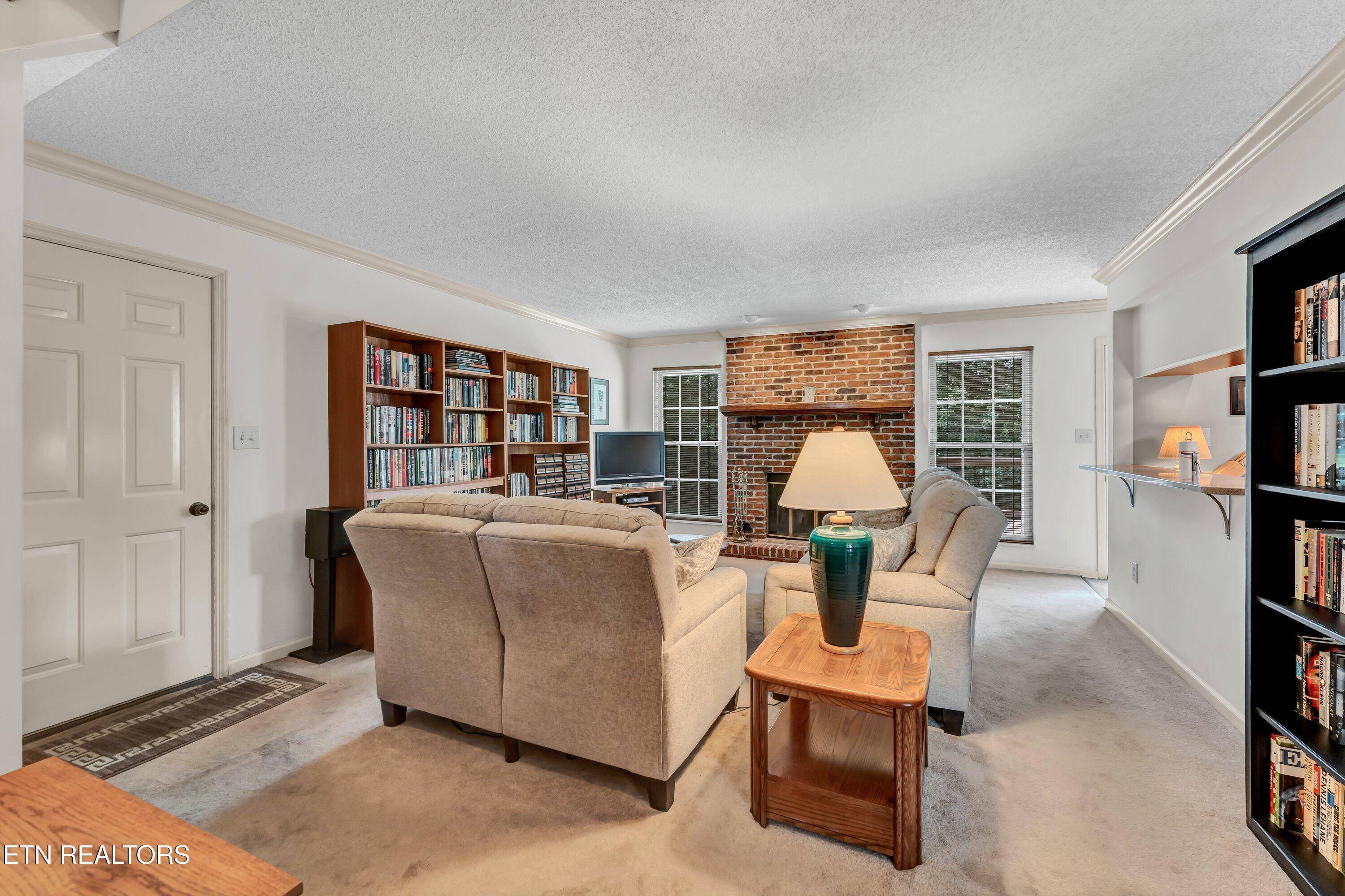 Knoxville, TN 37922,8808 Ryegate DR