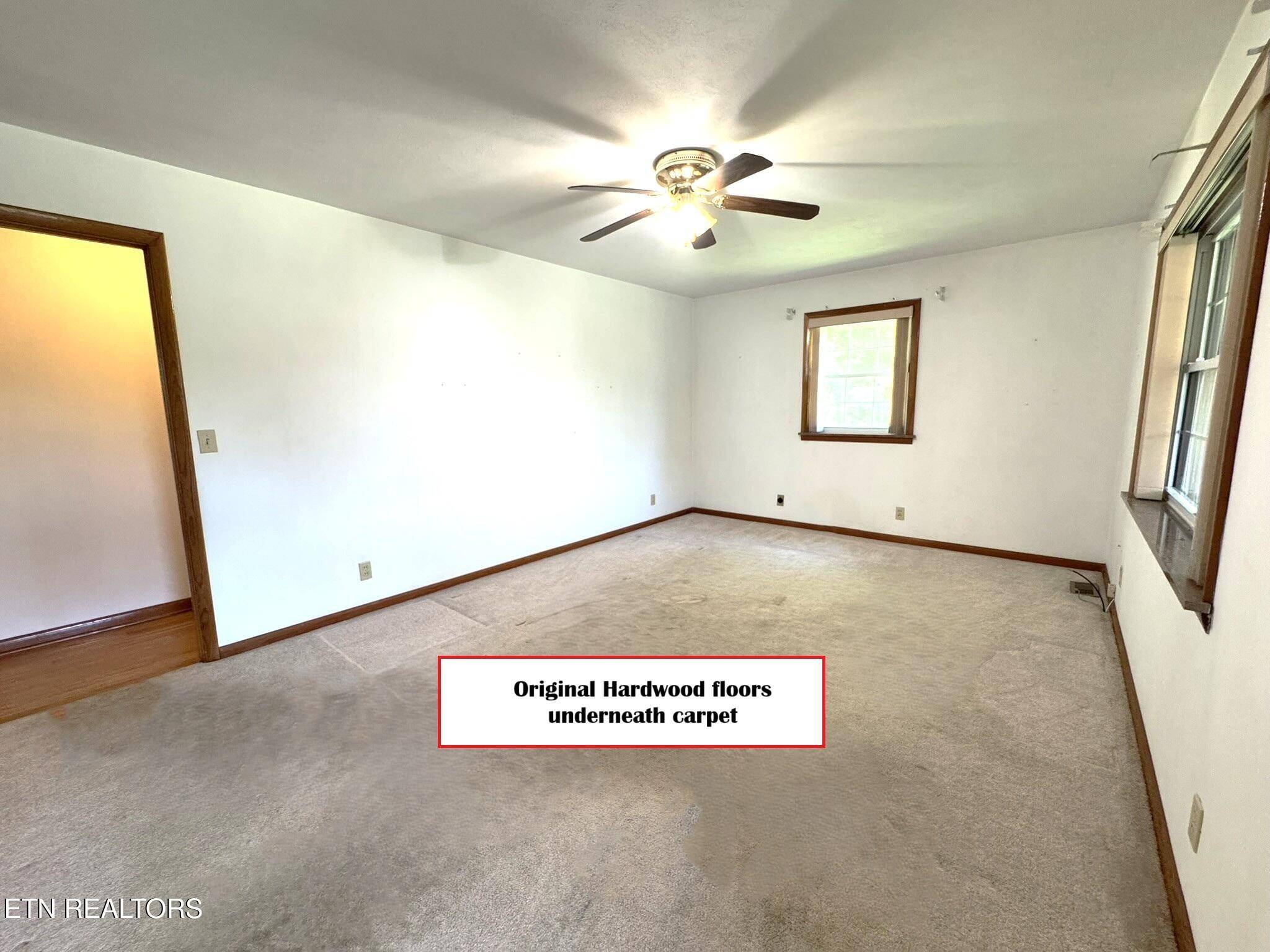 Loudon, TN 37774,340 Maple Hill Rd