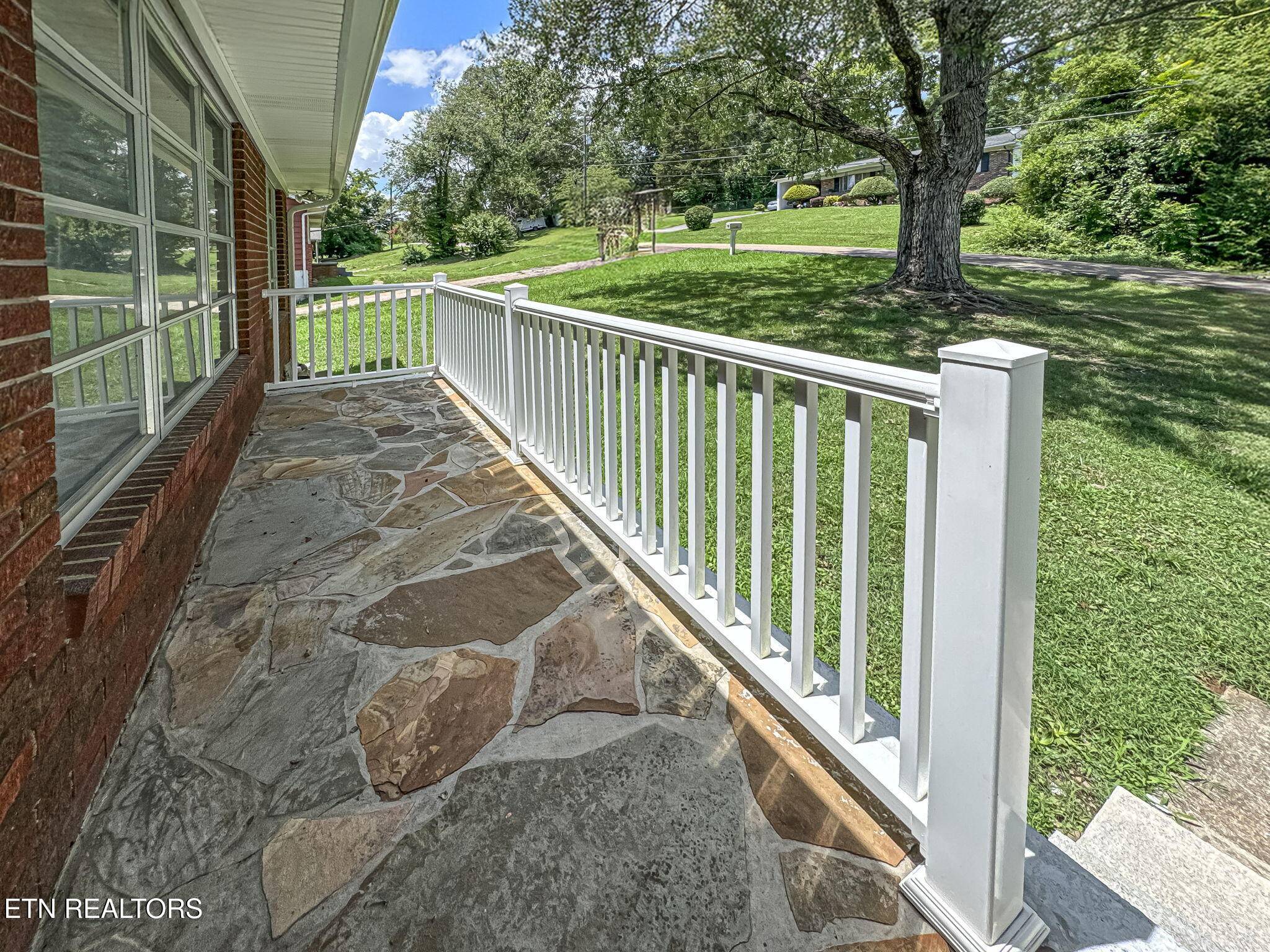 Knoxville, TN 37914,5312 Mohawk DR