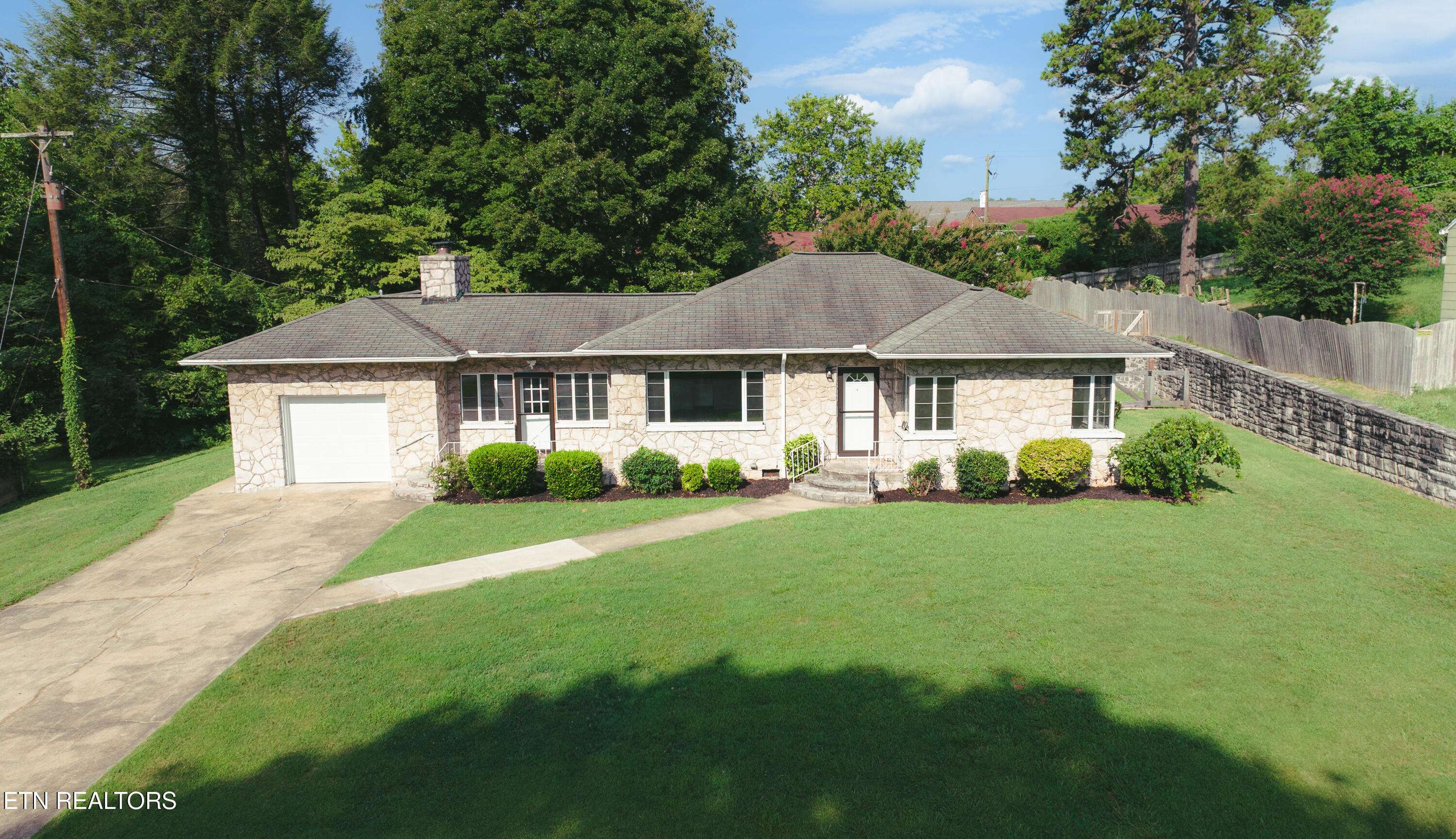 Knoxville, TN 37914,105 Grata Rd Rd