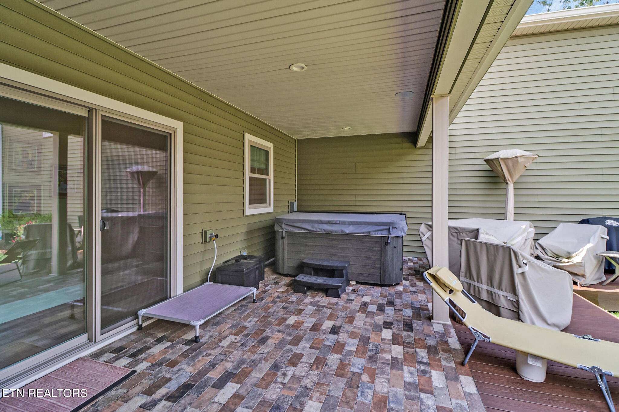 Crossville, TN 38555,171 Red Oak DR