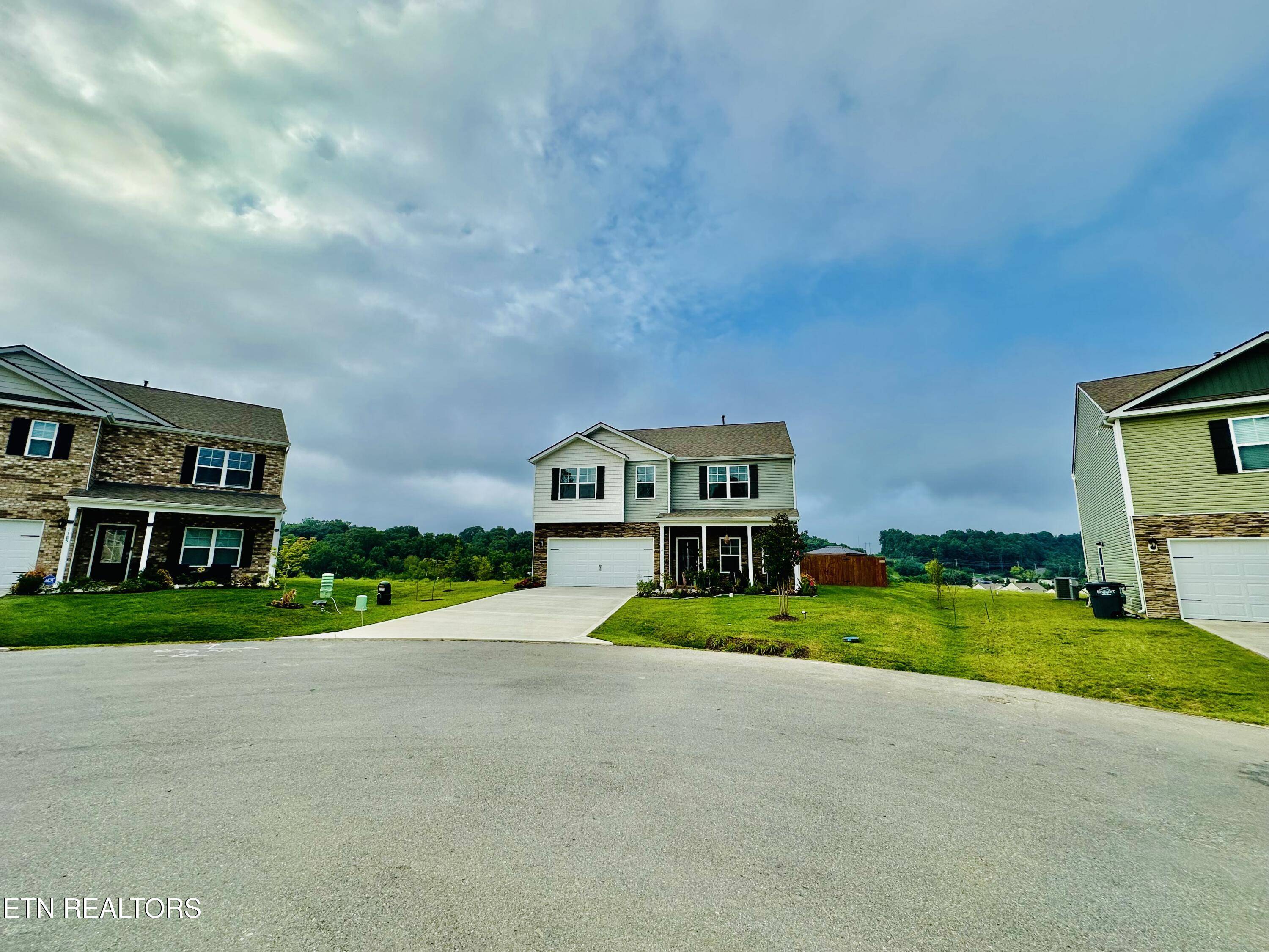 Kingsport, TN 37663,1181 Ridge Parke