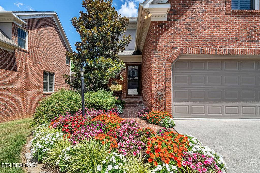 Knoxville, TN 37922,8528 Oxford DR