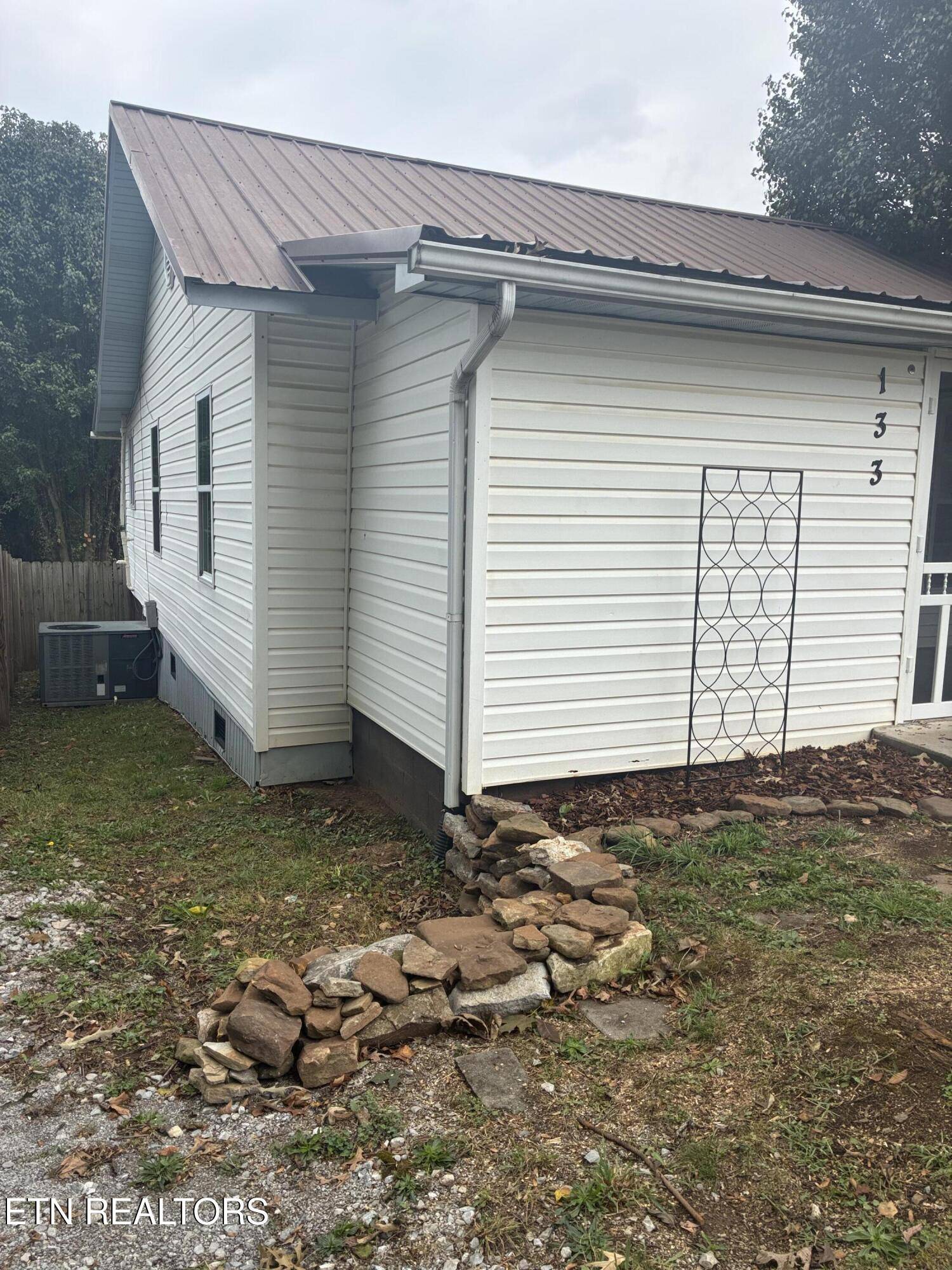 Knoxville, TN 37920,133 Henry Ave