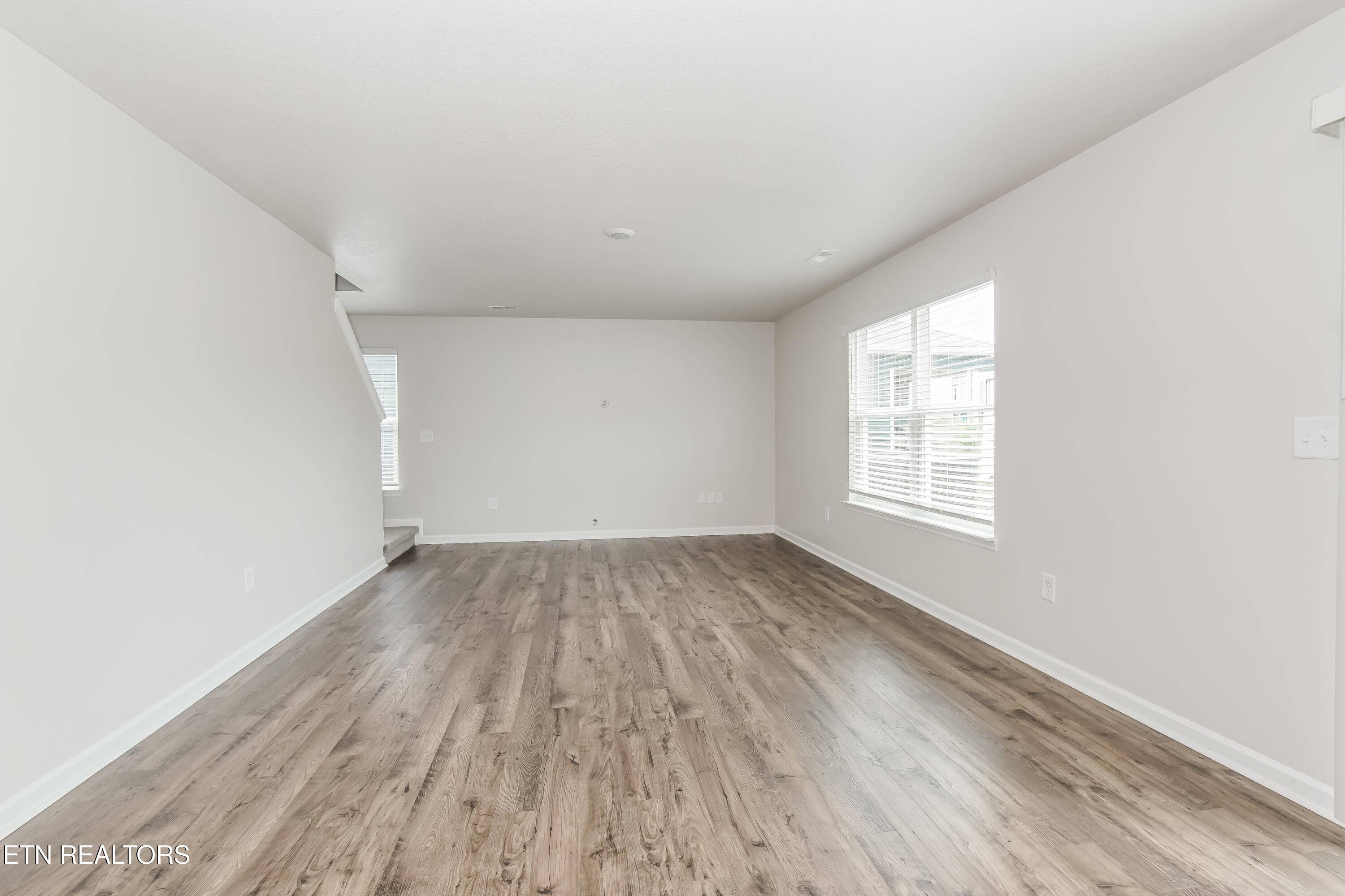 Corryton, TN 37721,6864 Squirrel Run LN