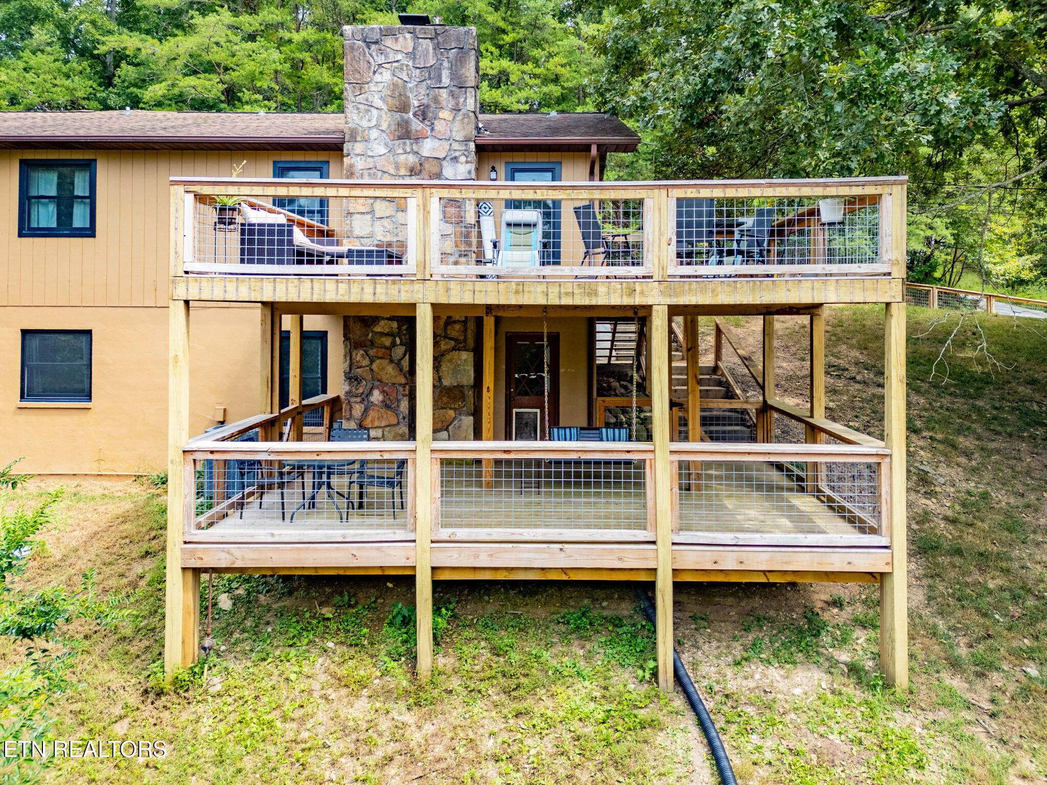 Sevierville, TN 37876,3825 Dollys Dr DR