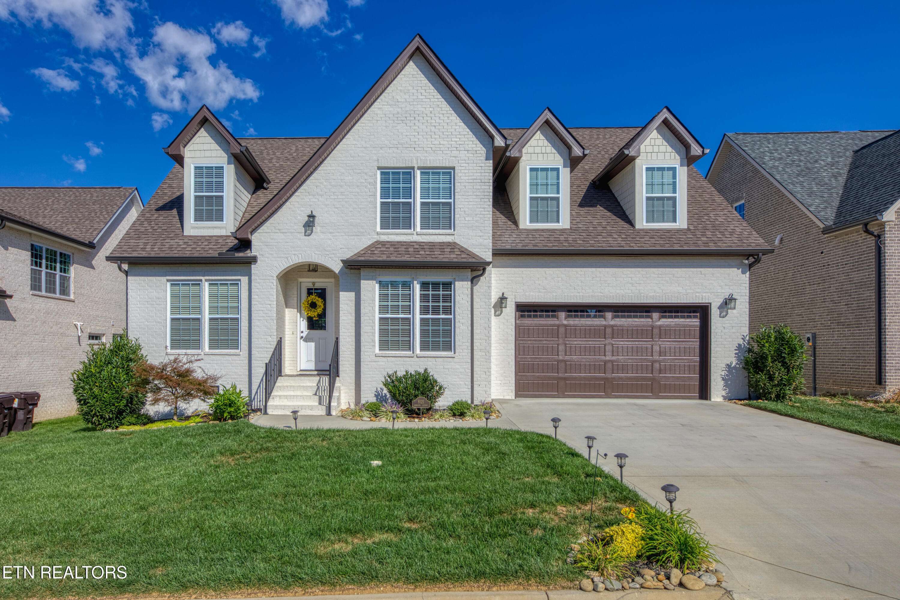 Knoxville, TN 37919,8121 Carolina Cherry LN