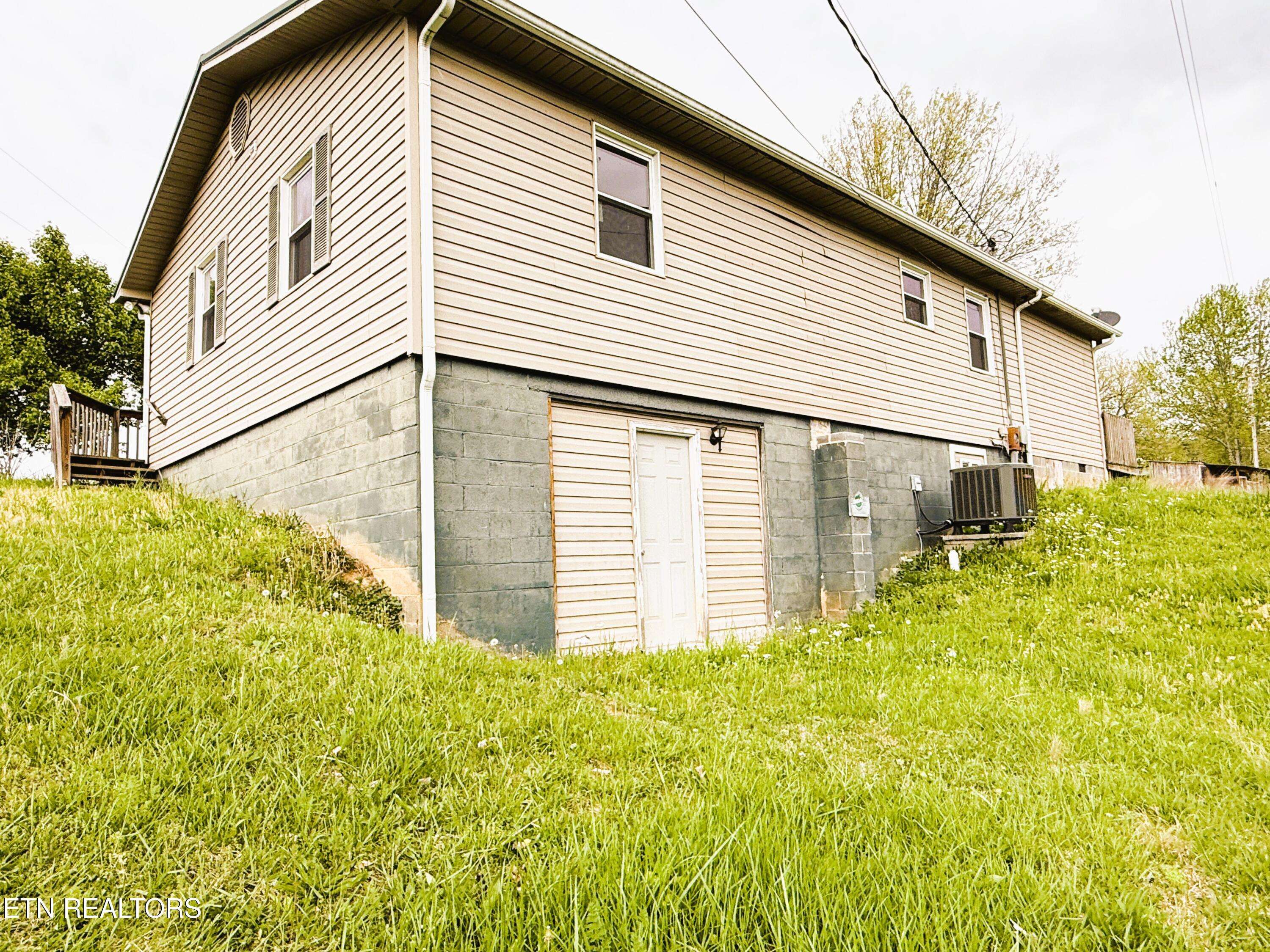 Sneedville, TN 37869,413 Sunset Hills Rd