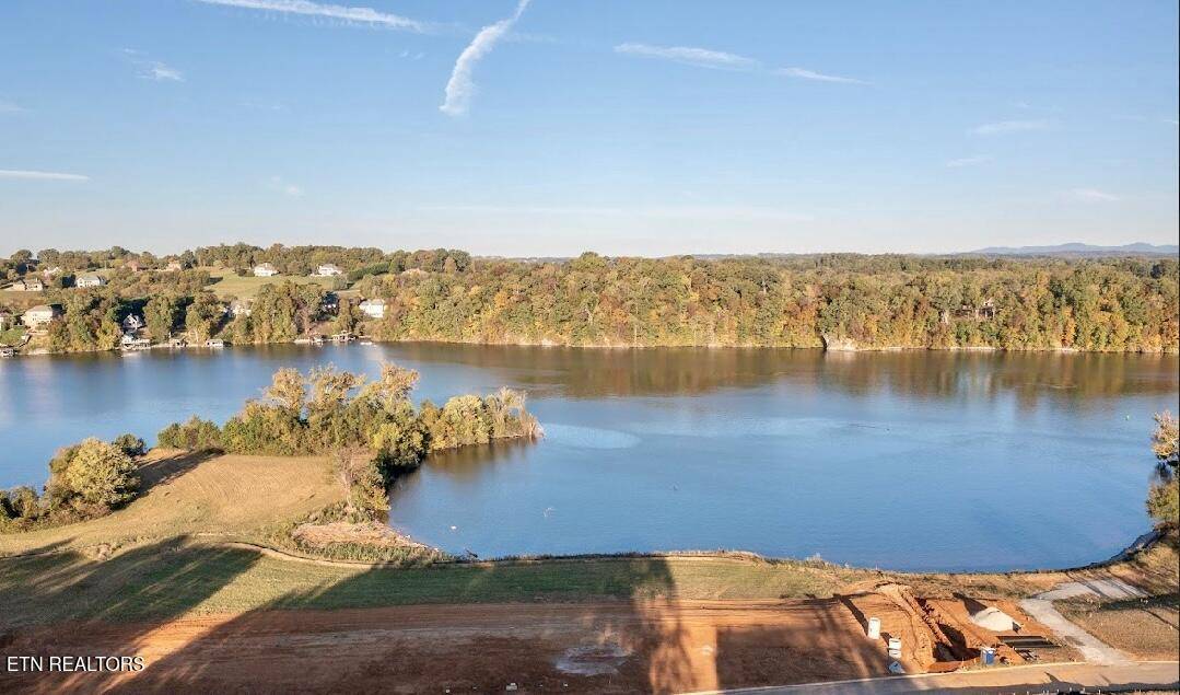 Knoxville, TN 37922,419 Arcadia Peninsula WAY