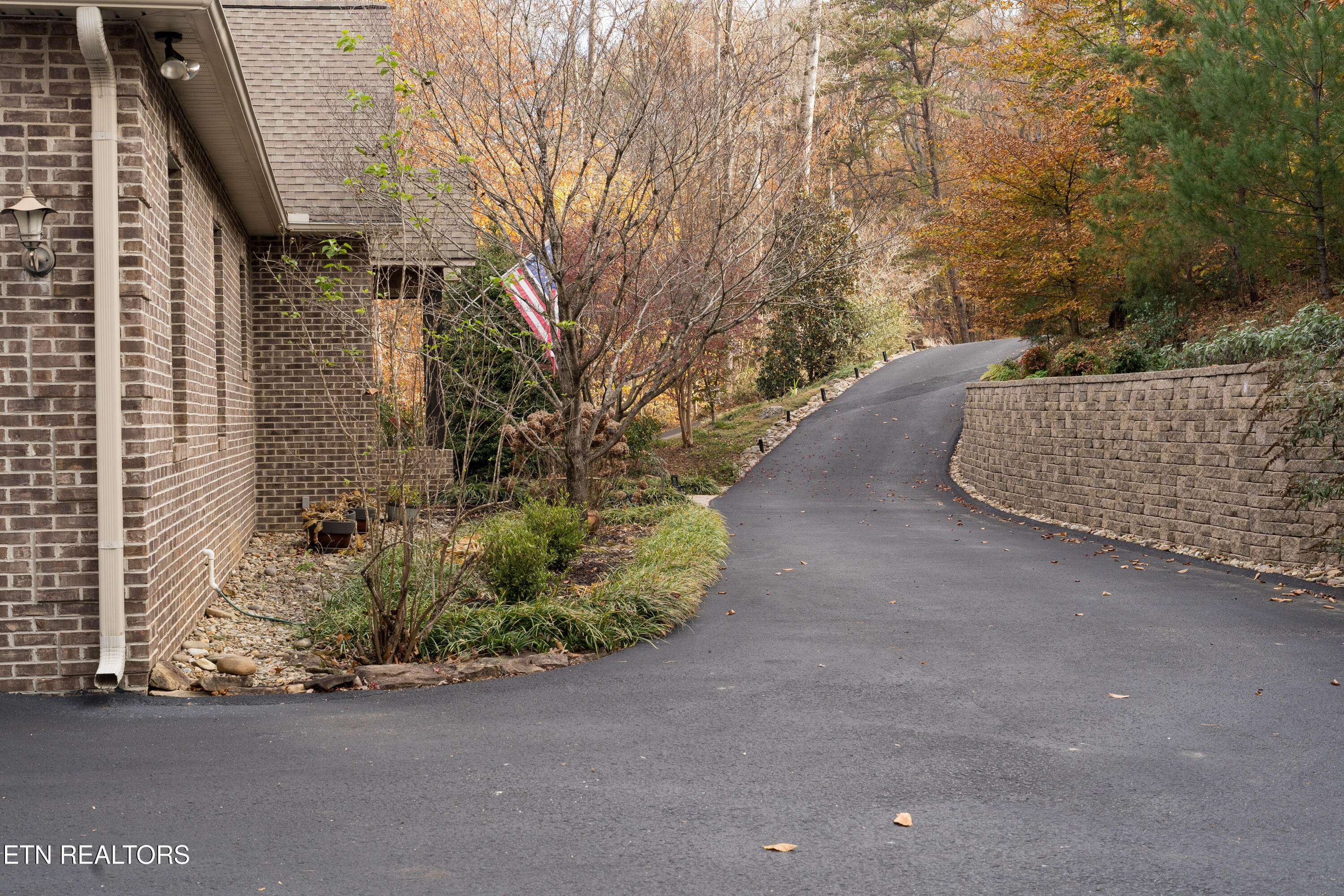 Norris, TN 37828,50 Hickory Trail