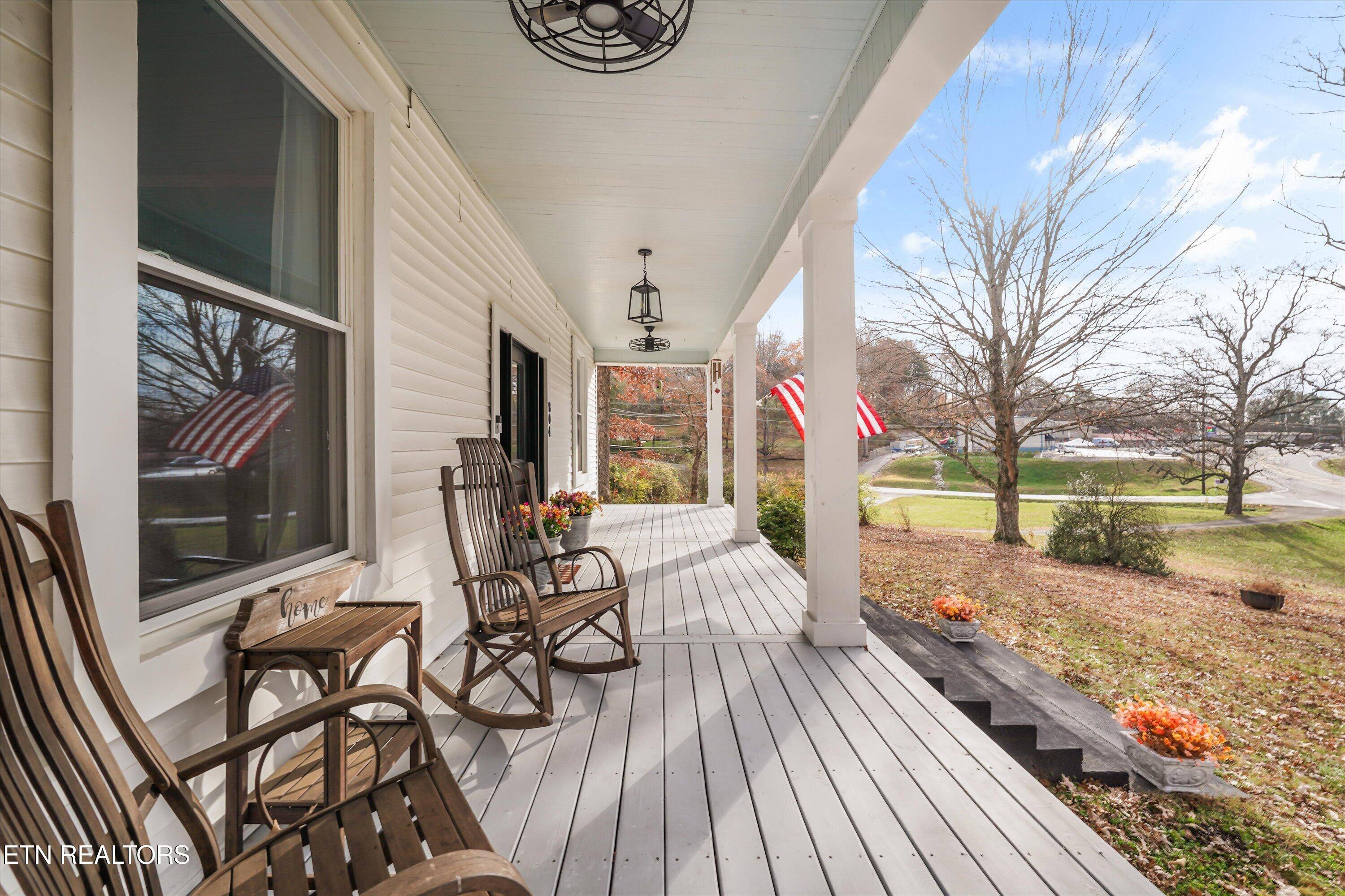 Clinton, TN 37716,804 Lake City Hwy