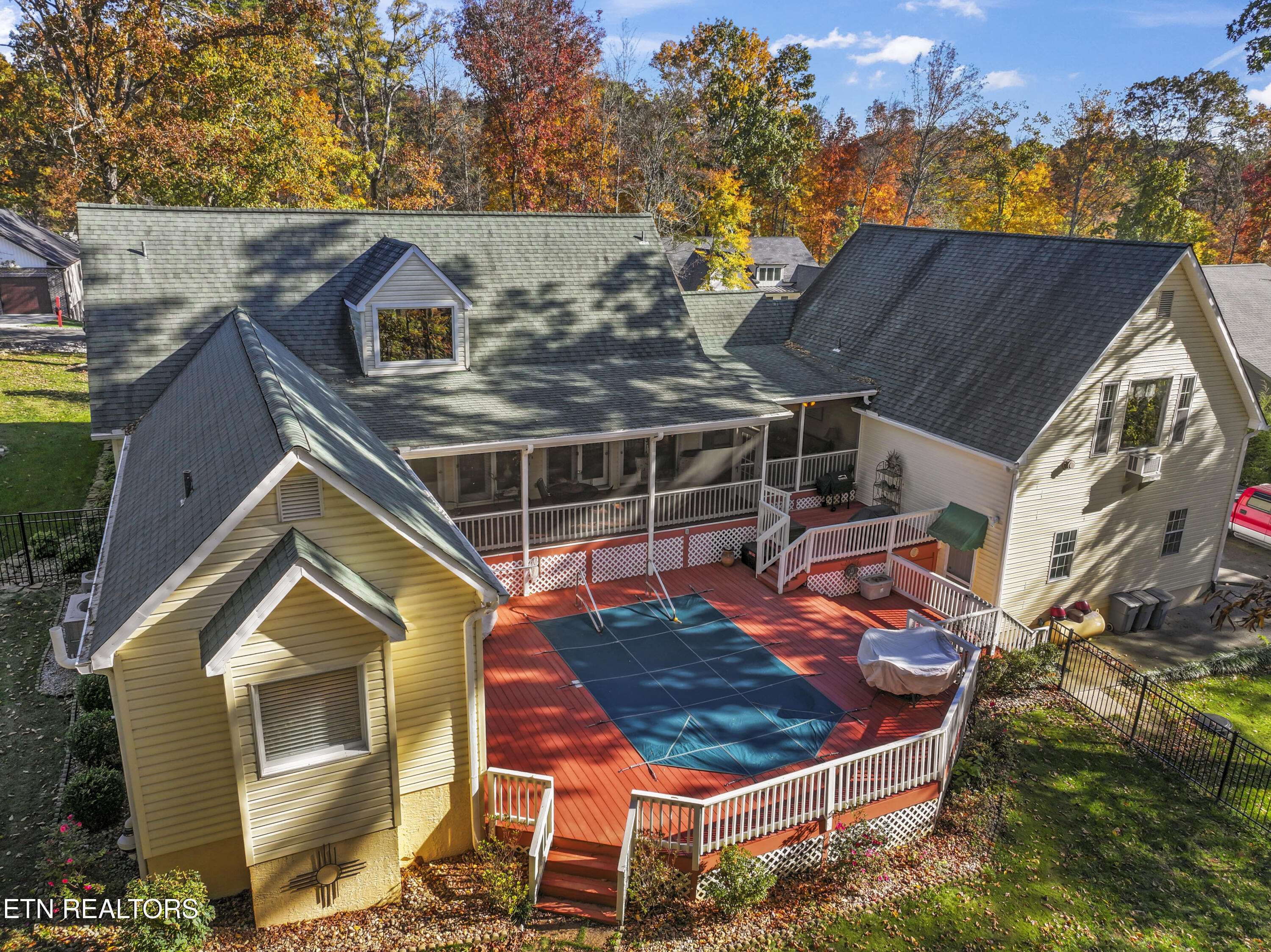 Loudon, TN 37774,416 Igoti LN