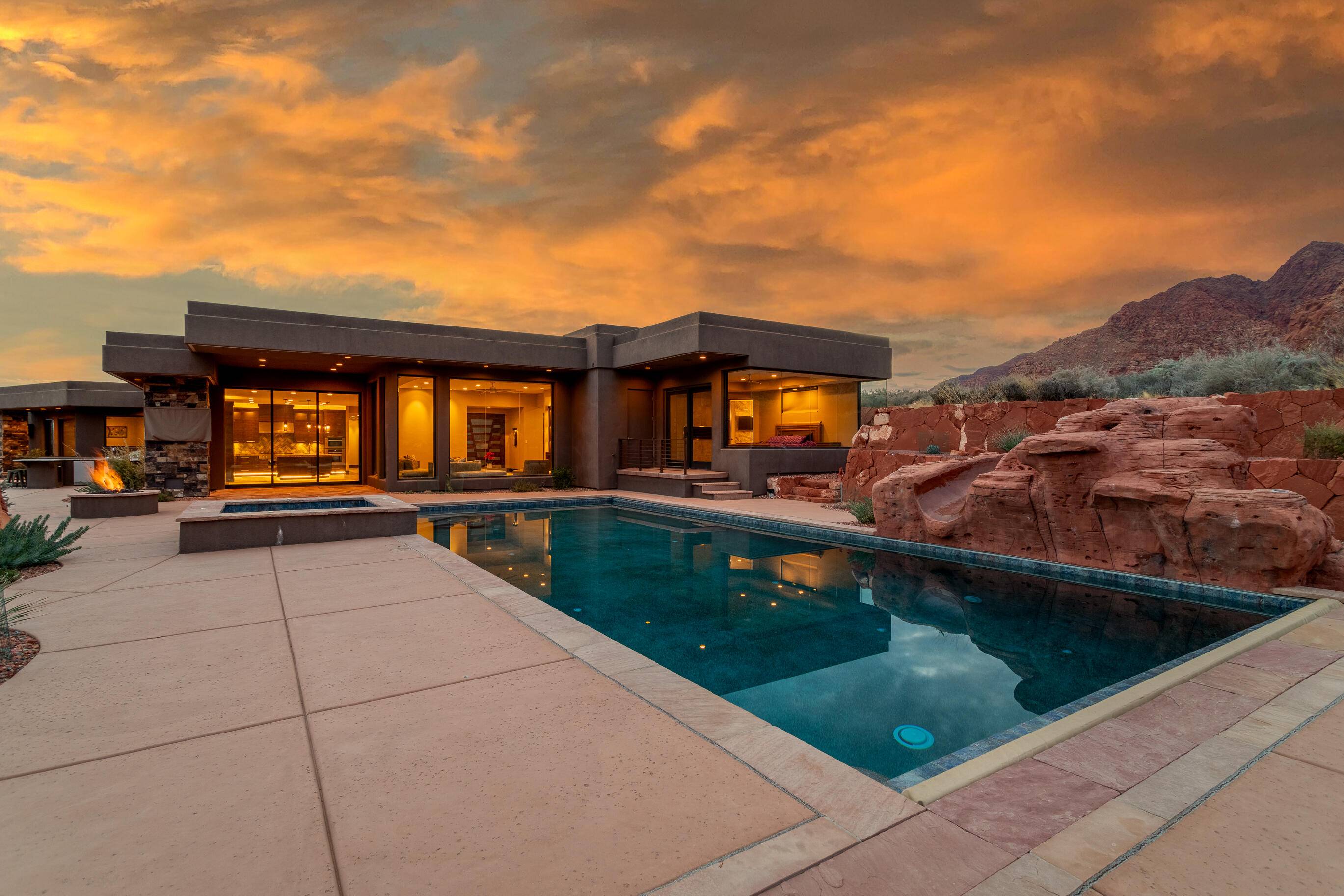 Ivins, UT 84738,854 W Tawgoo CT