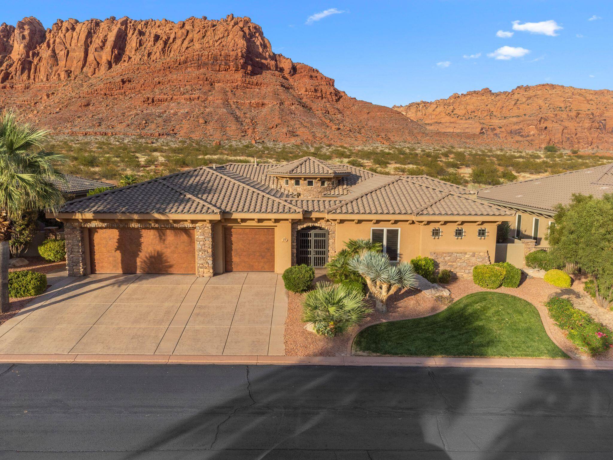 Ivins, UT 84738,340 N Snow Canyon Dr