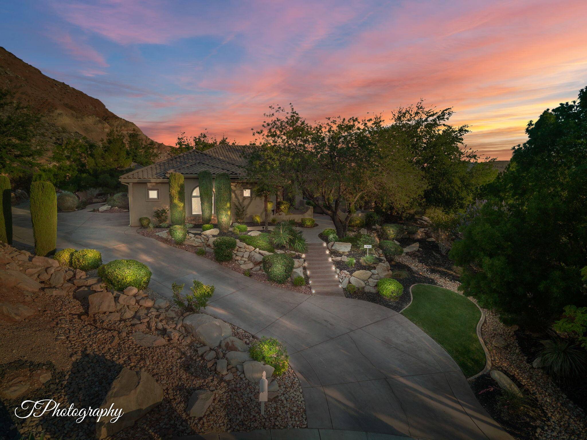 Washington, UT 84780,916 Apache DR