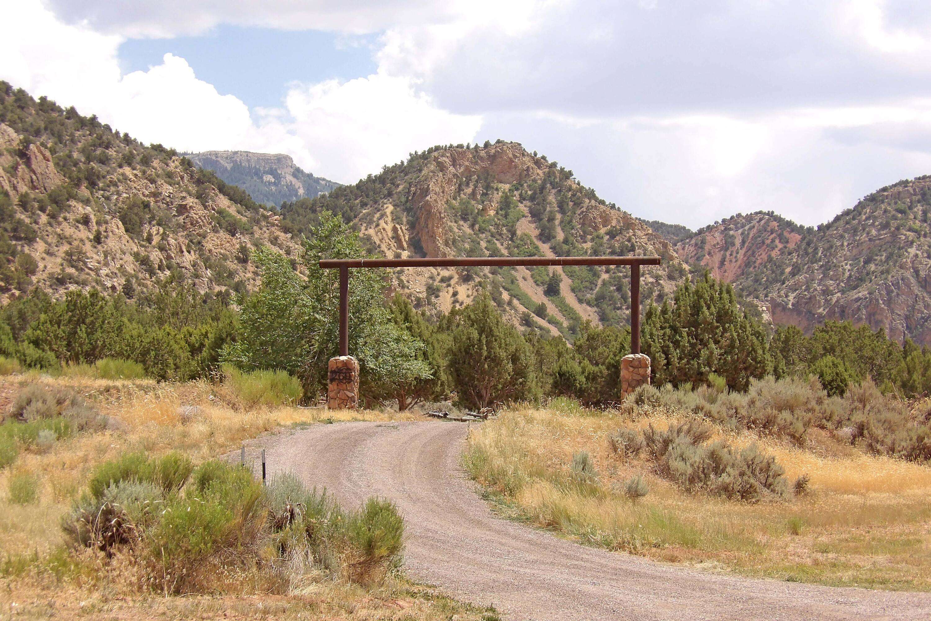 Kanarraville, UT 84742,269 S 100 E