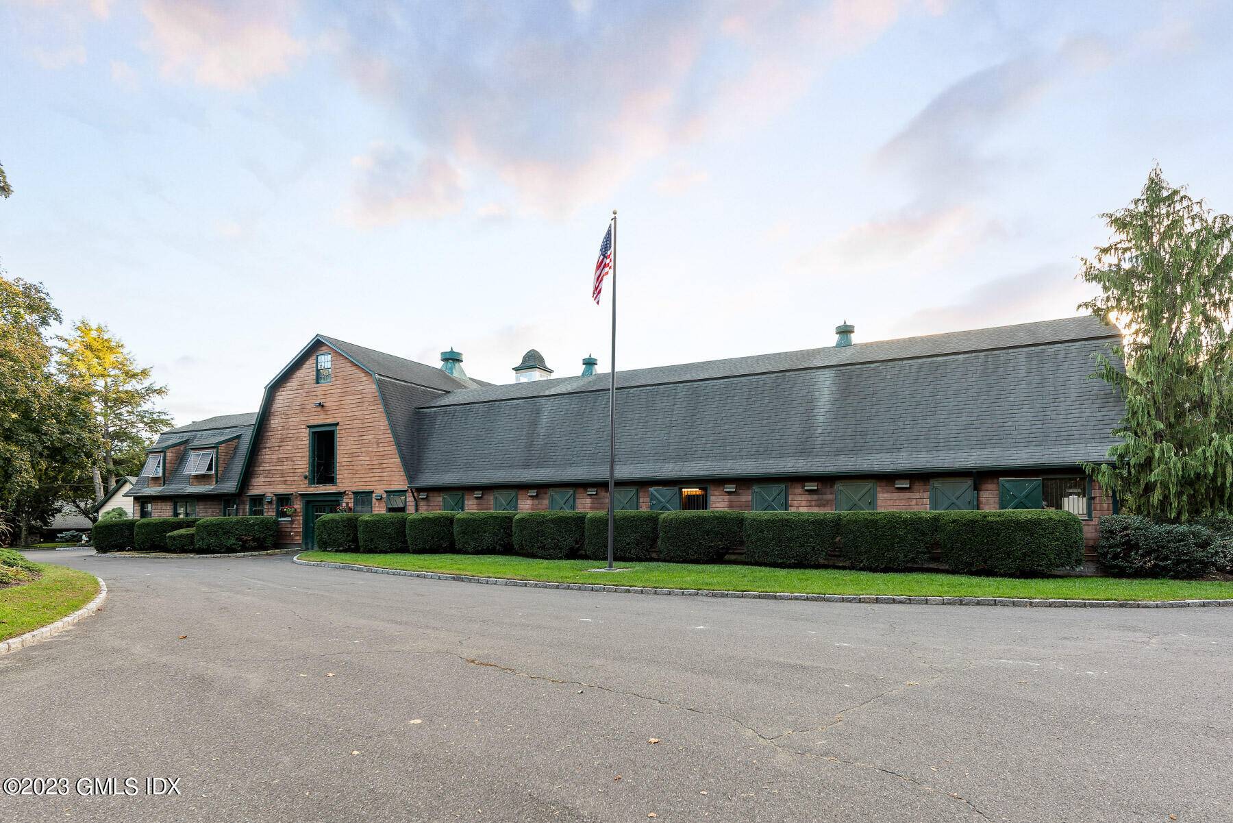 Newtown, CT 06470,7 Equestrian RDG
