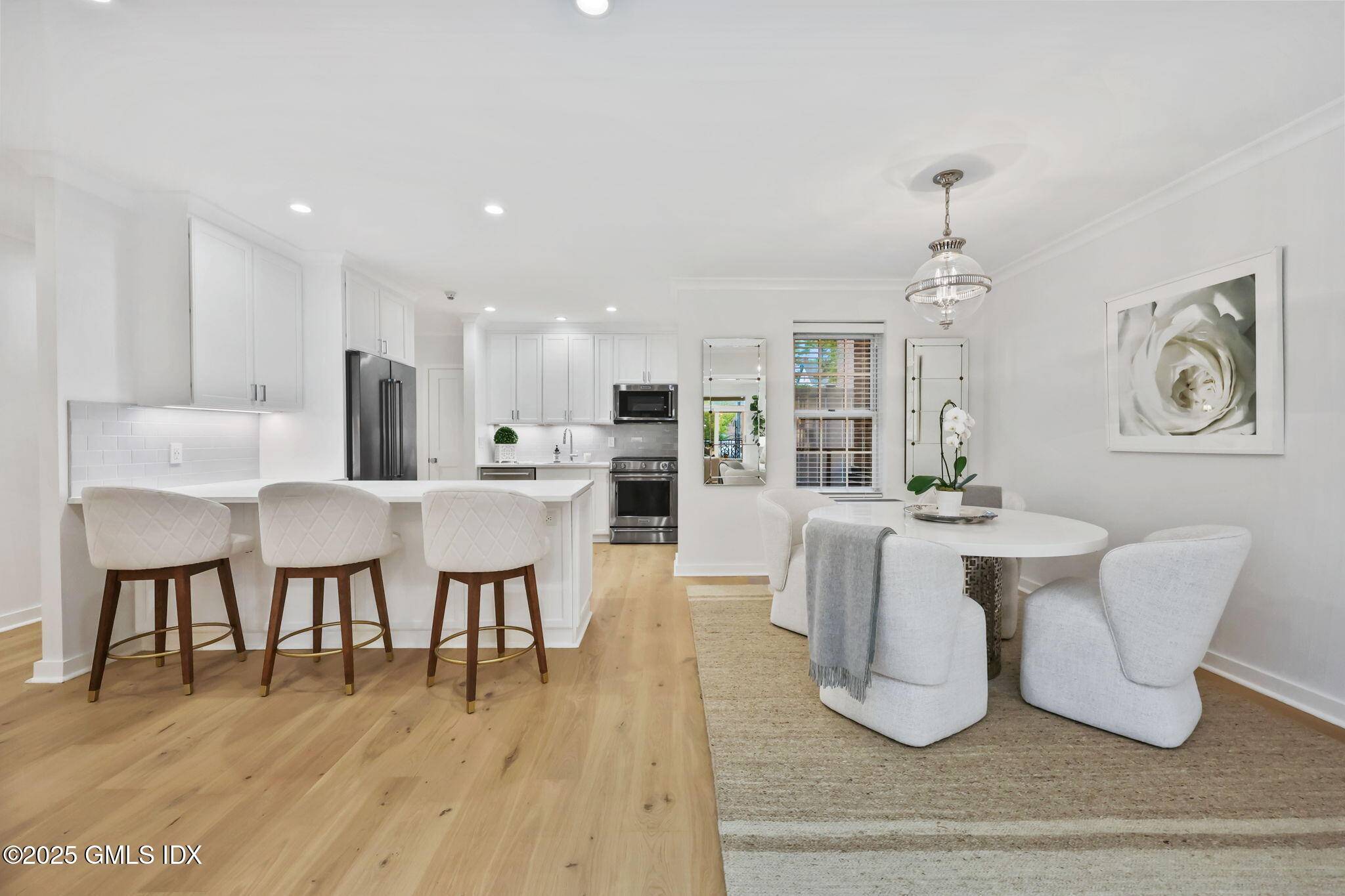 Greenwich, CT 06830,20 Church ST #A15