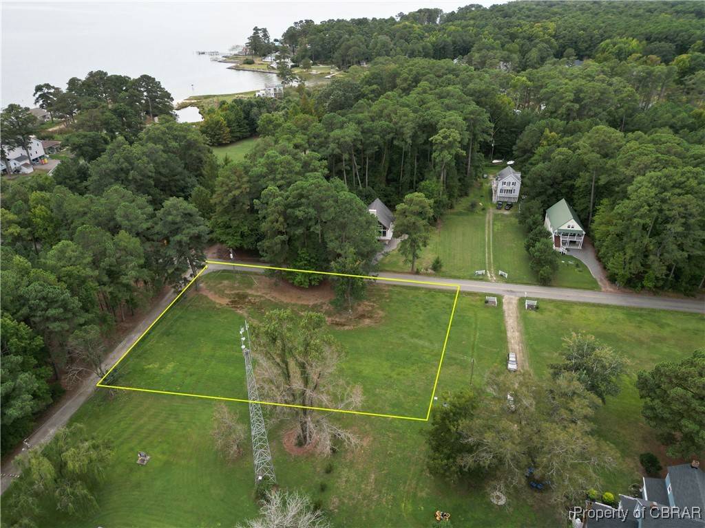 Deltaville, VA 23043,253-255 General Puller HWY