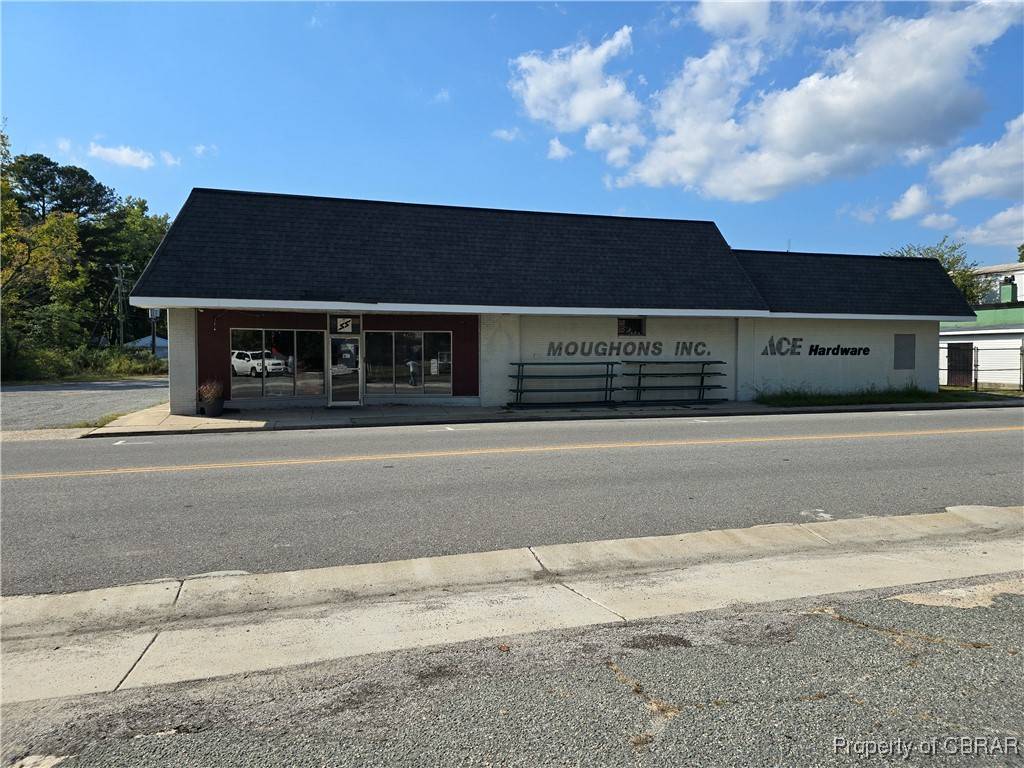 Mathews, VA 23109,40 Main Street