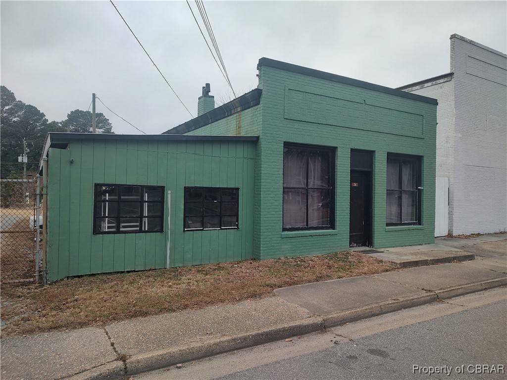 Mathews, VA 23109,26 Main ST