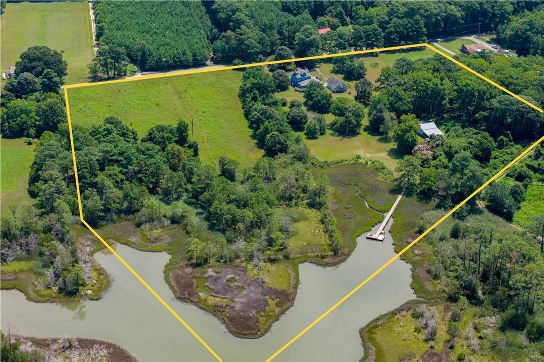 Port Haywood, VA 23138,901 Circle DR