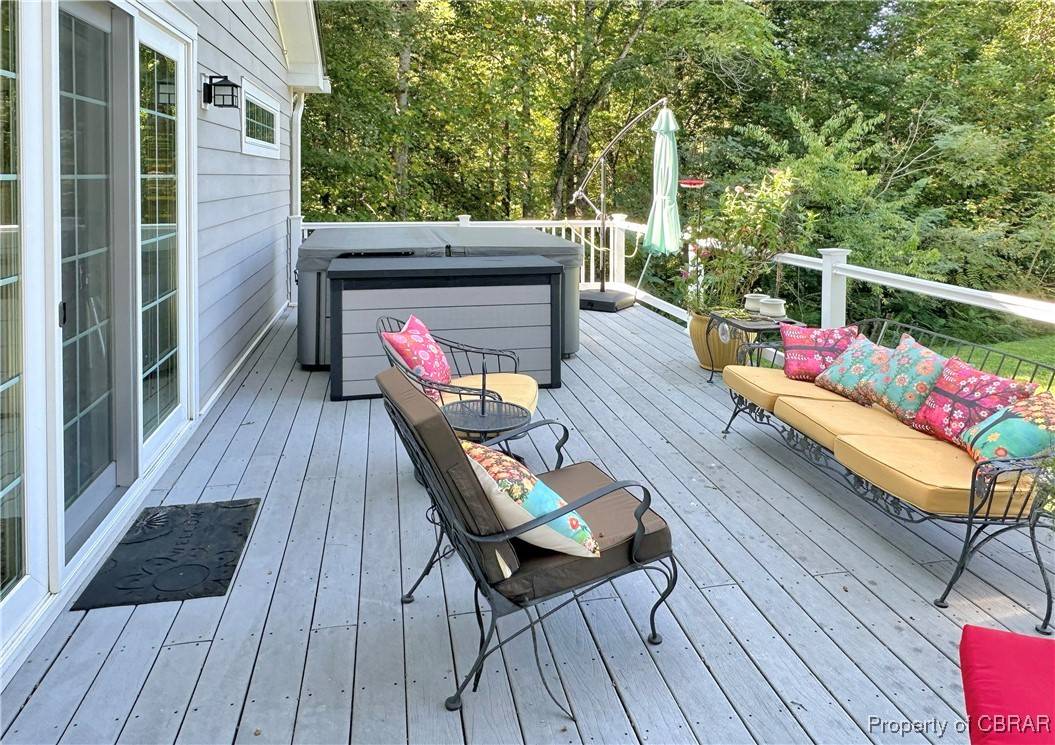 Heathsville, VA 22473,393 Lakeview DR