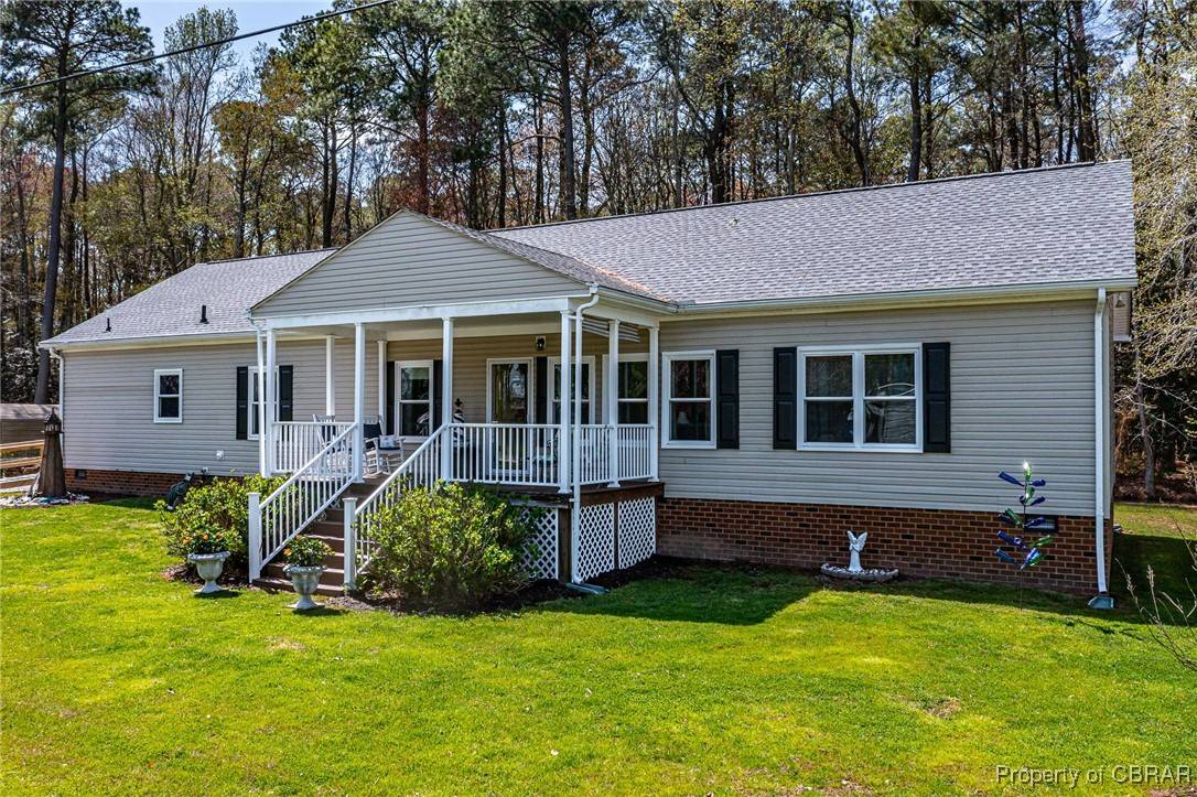 Reedville, VA 22539,33 Douglas ST