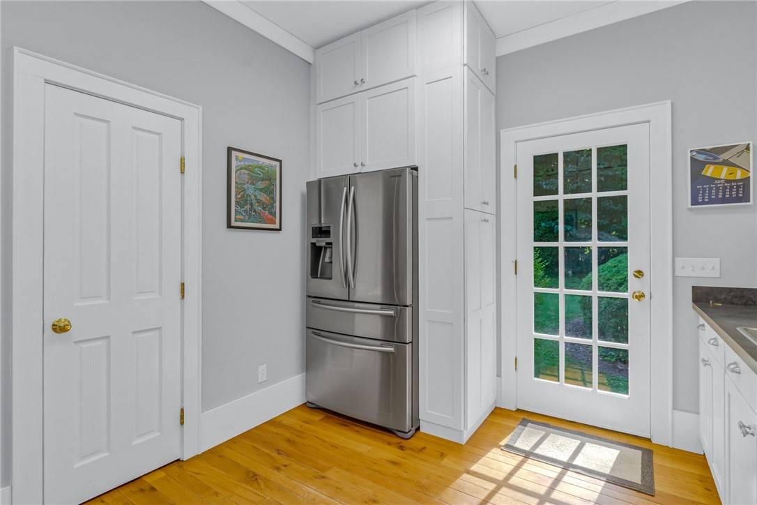 Irvington, VA 22480,19 Cedardale LN