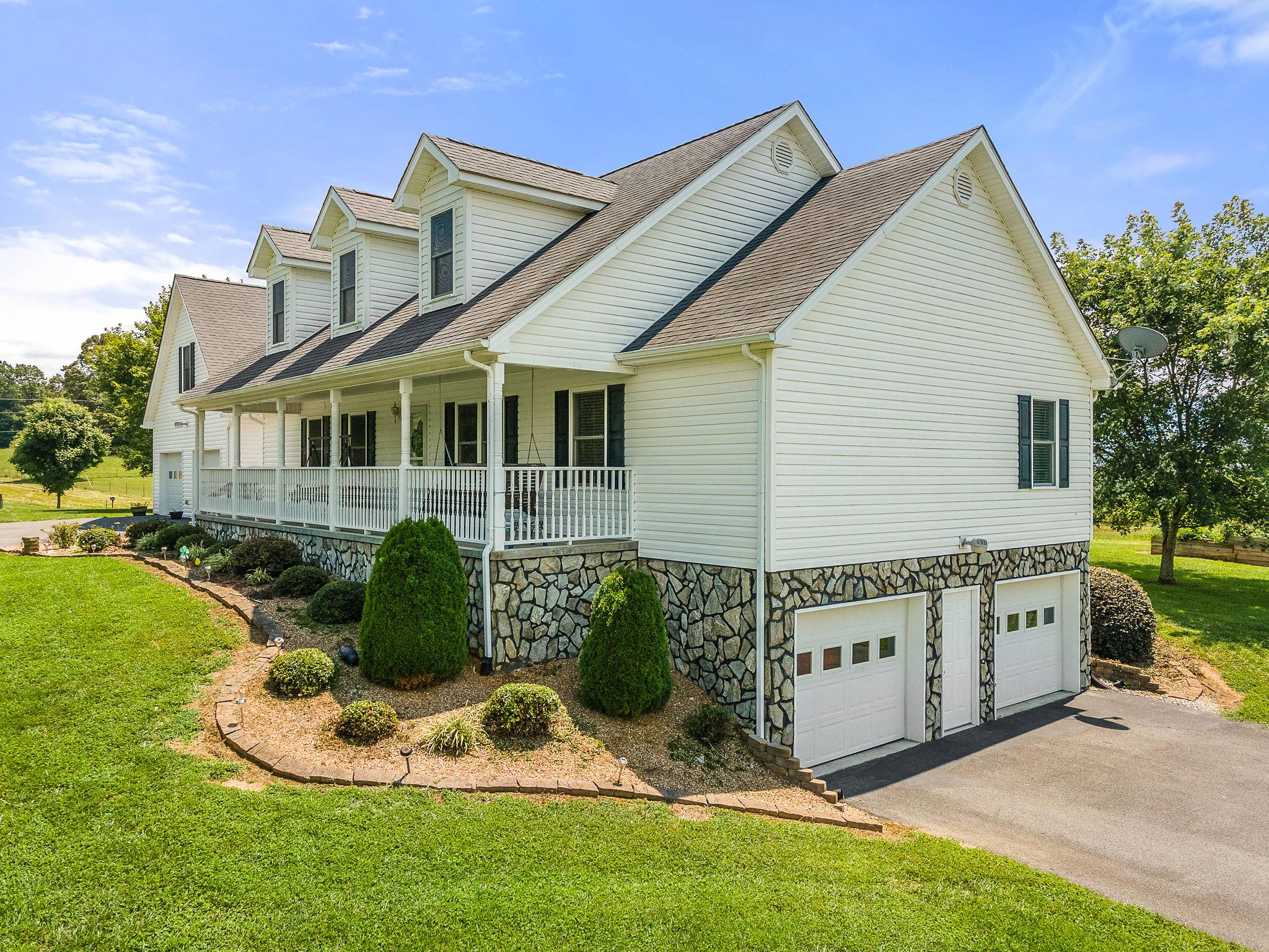 Chuckey, TN 37641,80 Kay Miller LN