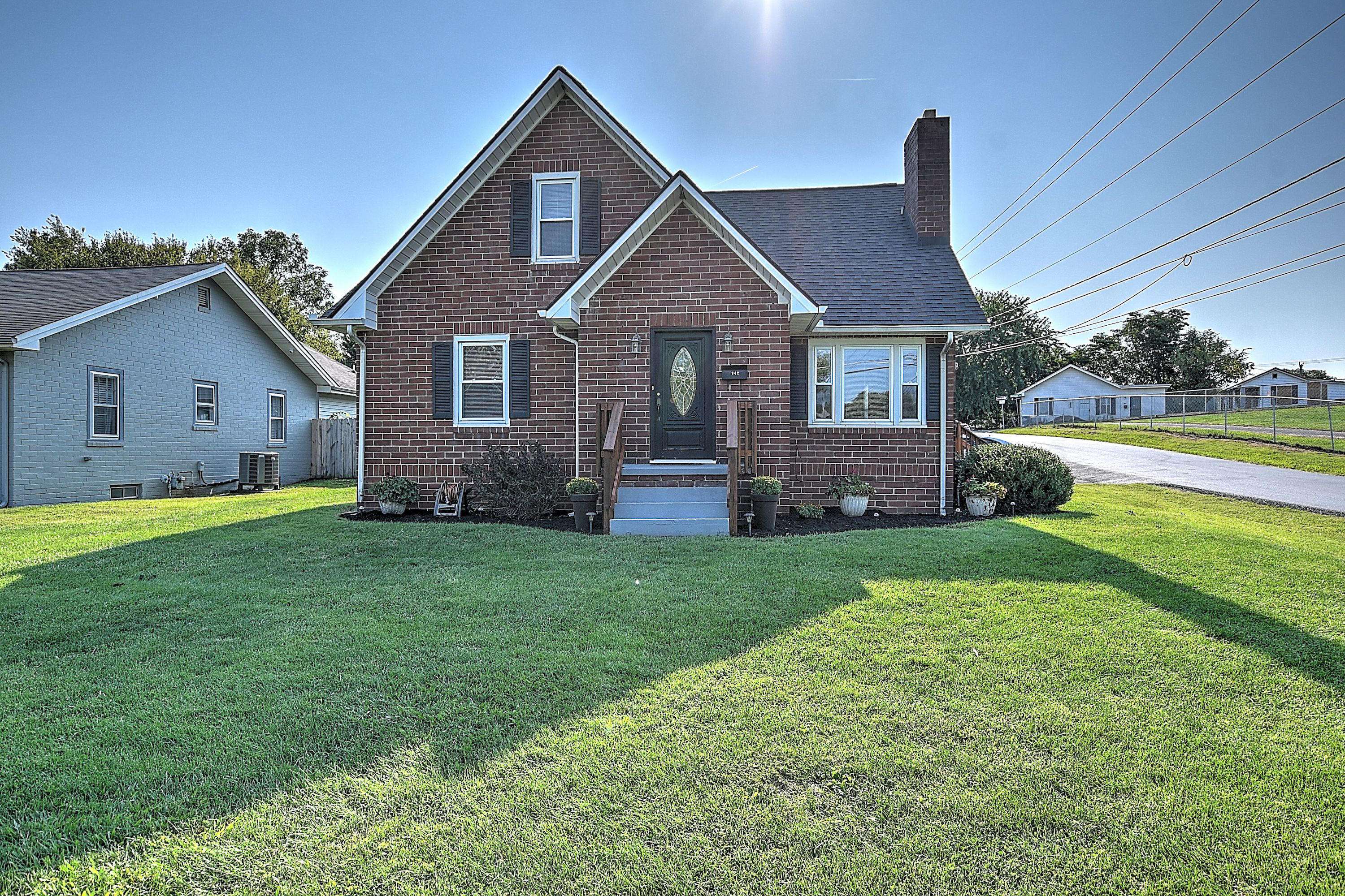 Kingsport, TN 37660,942 Walnut AVE