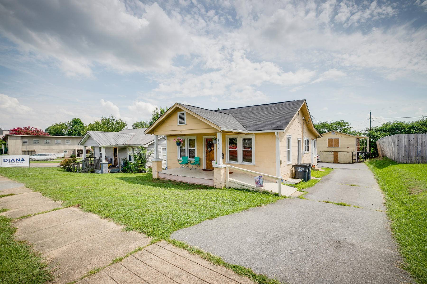 Kingsport, TN 37660,1257 Center ST