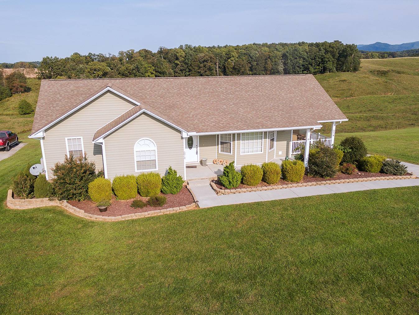 Chuckey, TN 37641,574 Katie LN