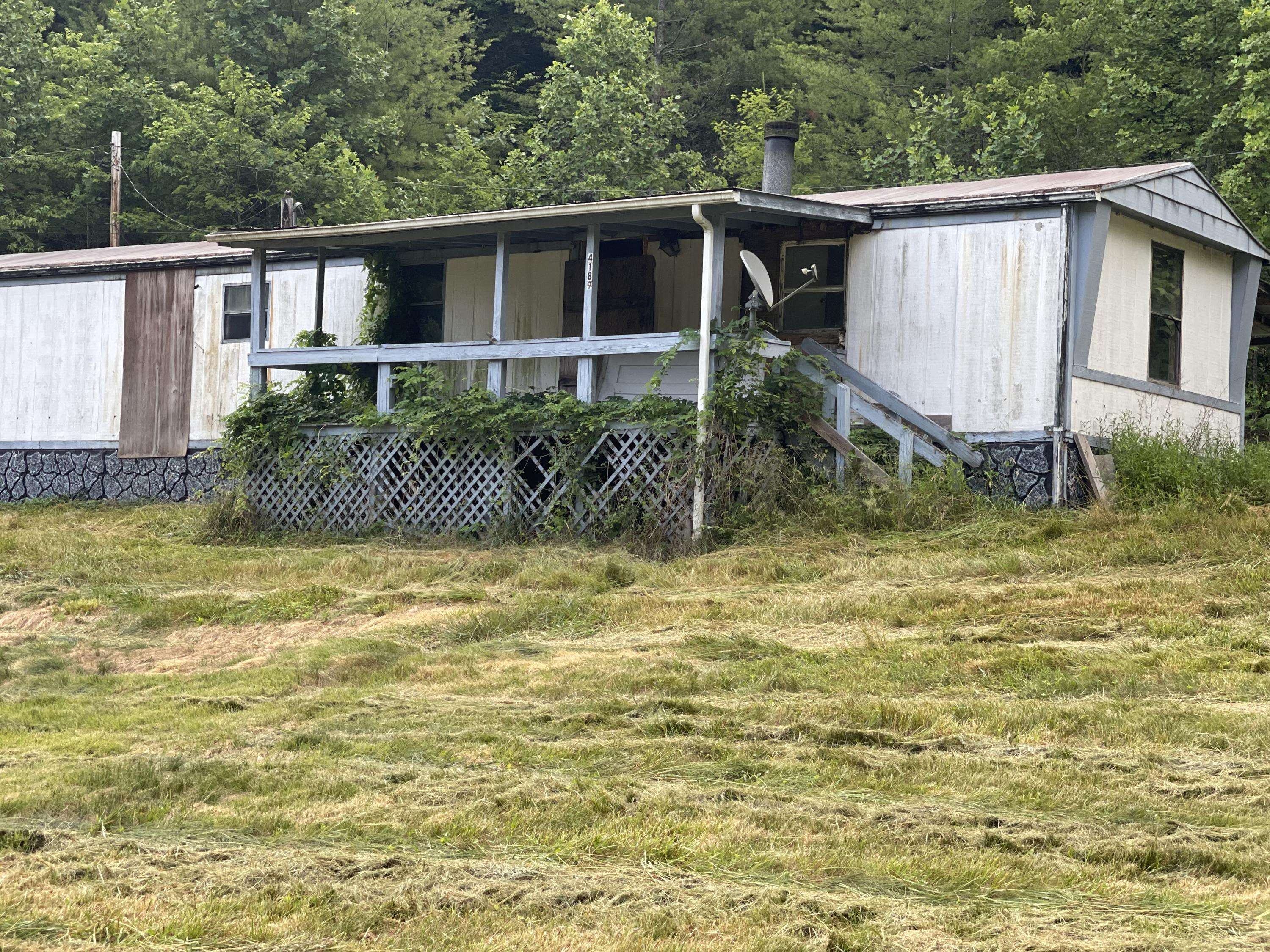Mountain City, TN 37683,4189 Crackers Neck RD
