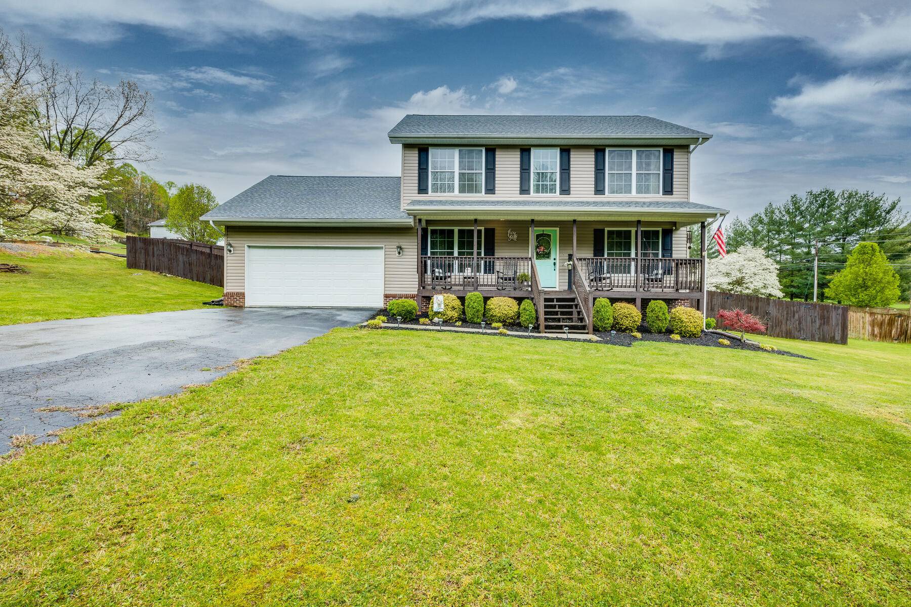 Blountville, TN 37617,404 Grace Hills DR