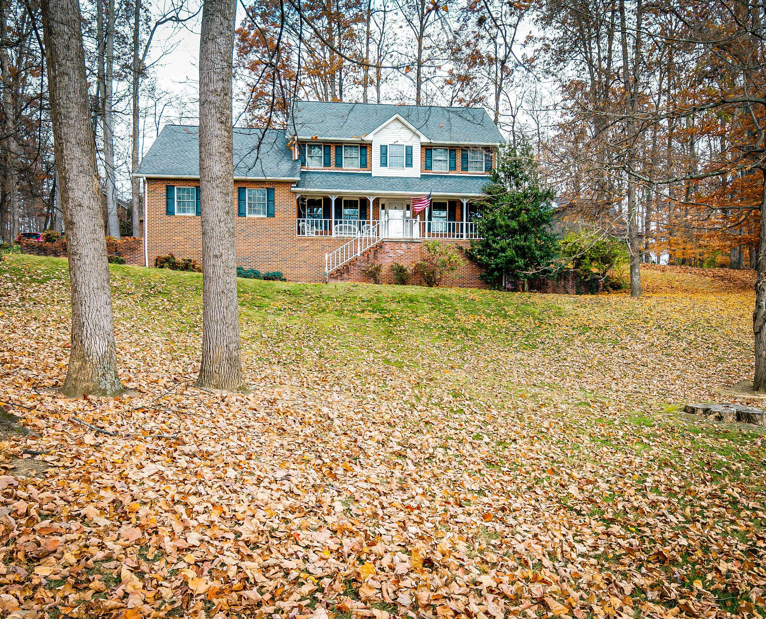 Kingsport, TN 37664,440 Autumn Knoll CT