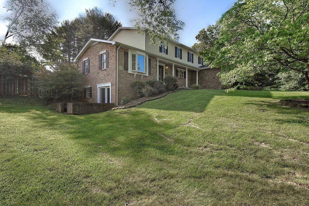 Bristol, TN 37620,136 Maxwell DR