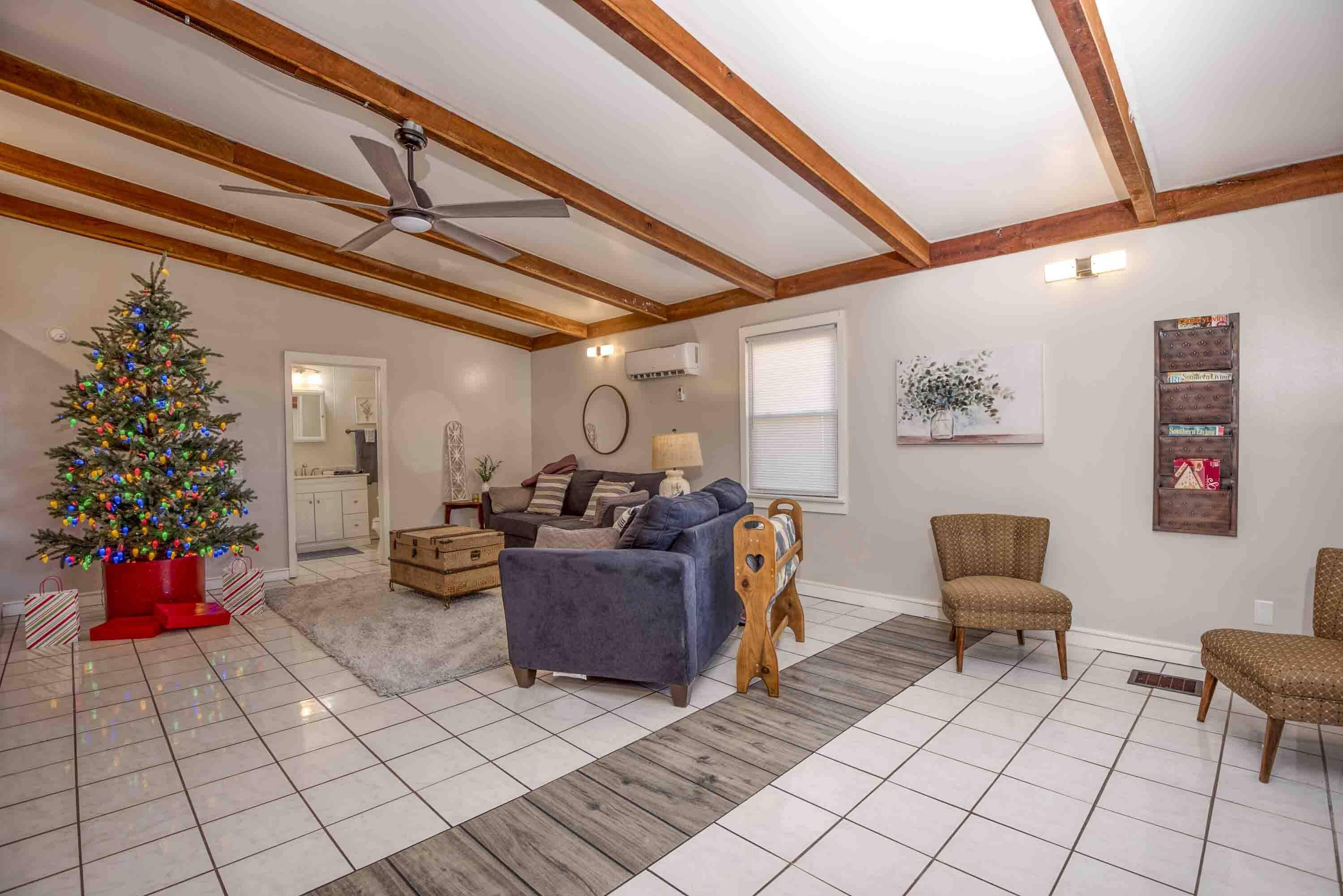 Bristol, TN 37620,200 Ridgemont ST