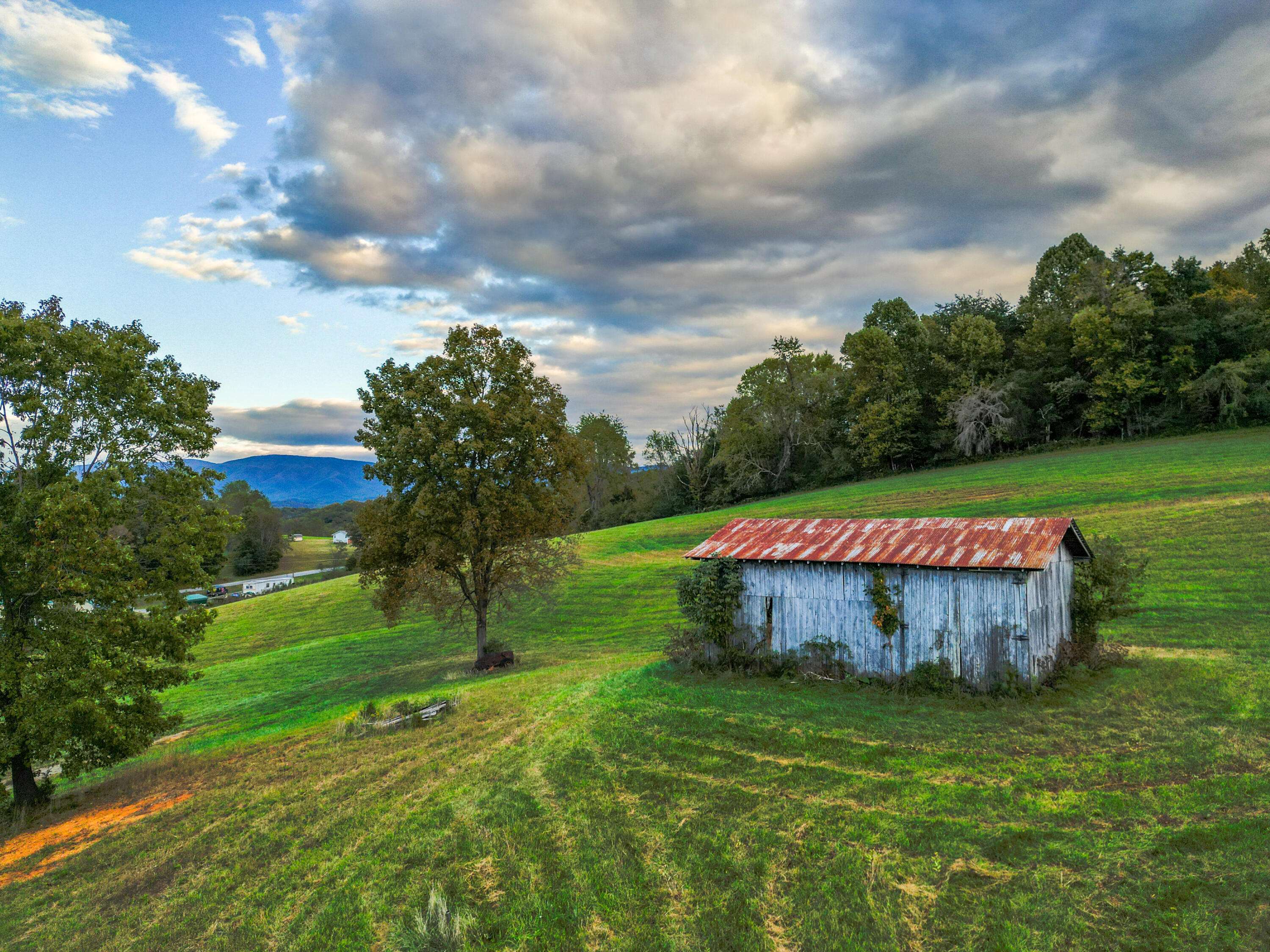 Bluff City, TN 37618,Tbd Fox Pvt DR