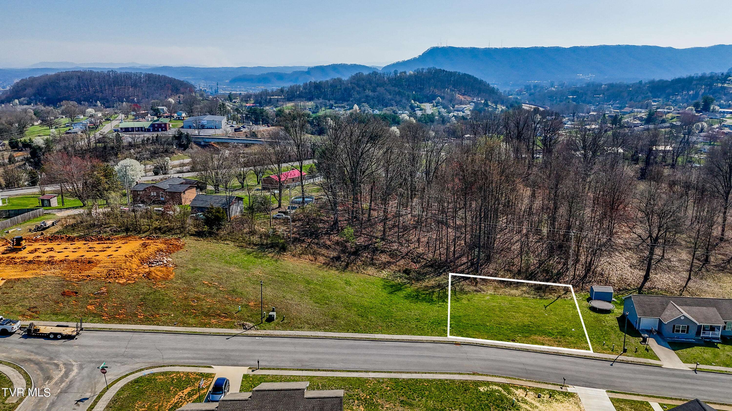 Kingsport, TN 37665,1418 Harmony Ridge DR