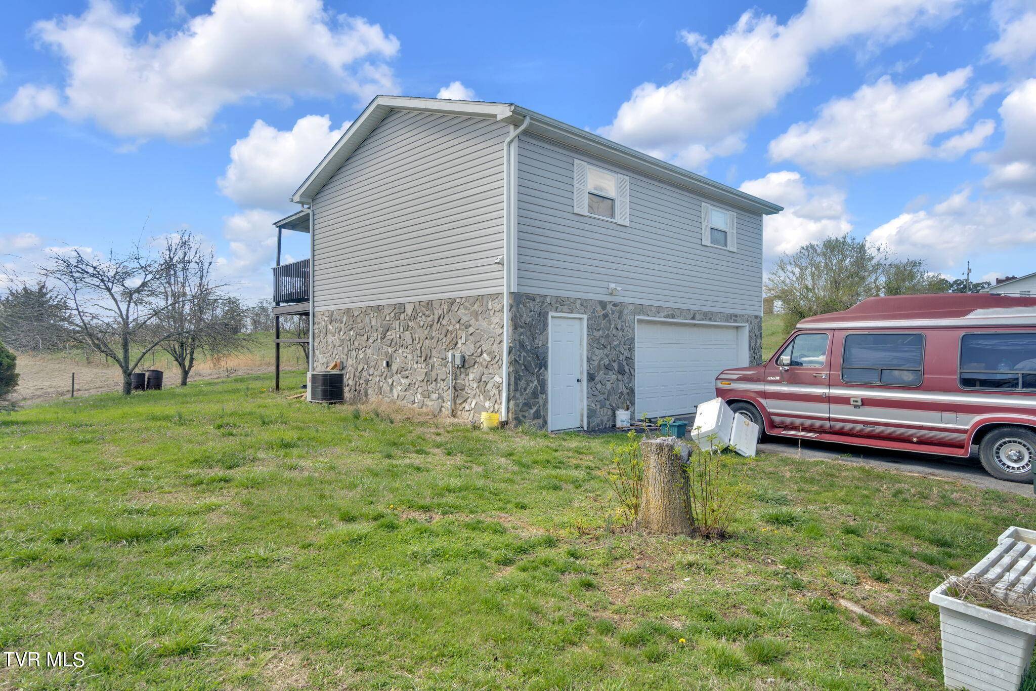 Midway, TN 37809,545 McMillian RD