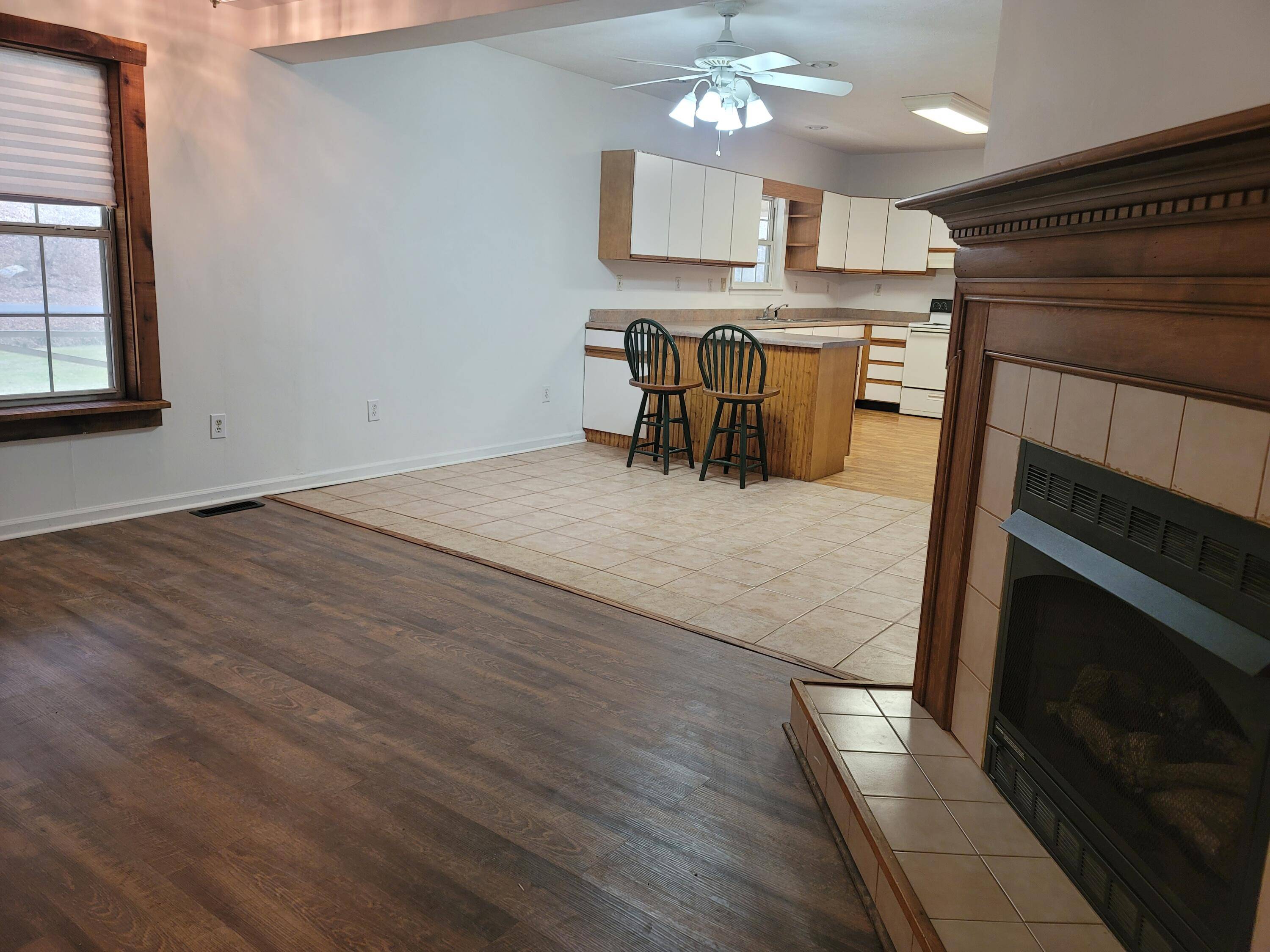 Pennington Gap, VA 24277,120 Hawknest DR
