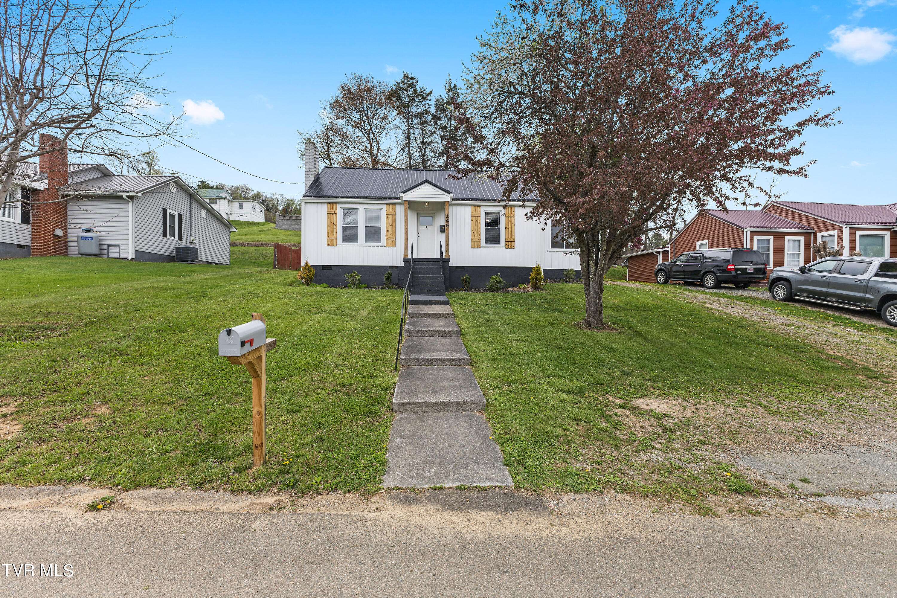 Mountain City, TN 37683,246 Shoun ST