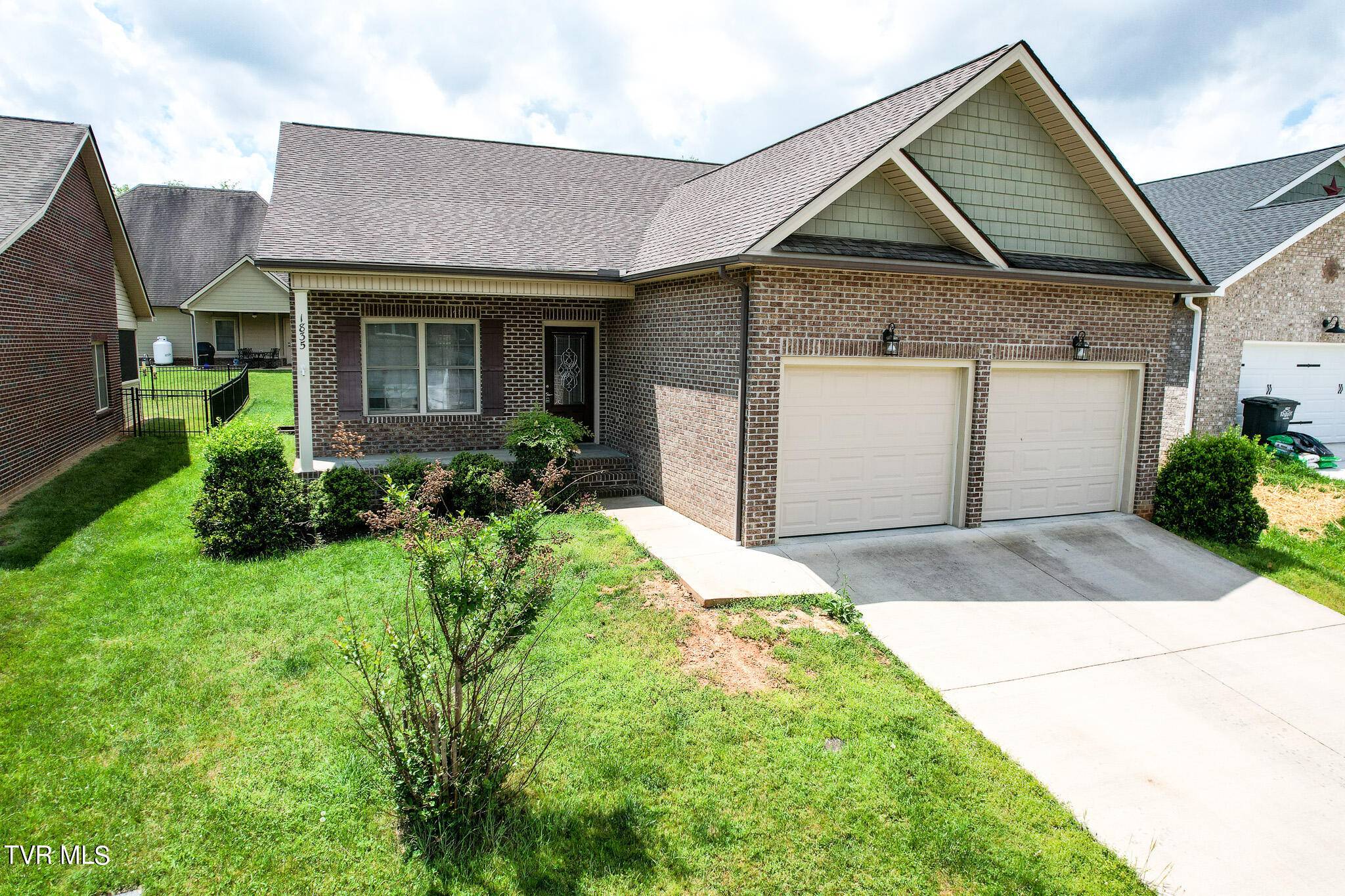 Kingsport, TN 37664,1835 Top Sail CT