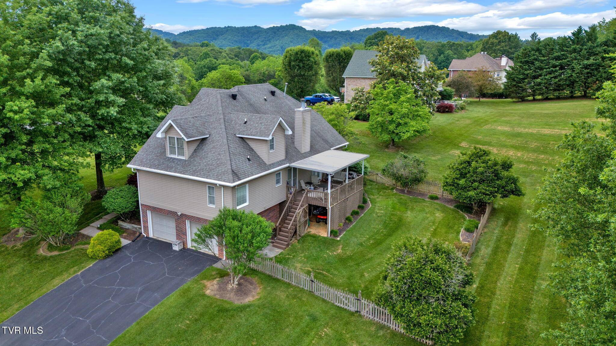 Blountville, TN 37617,401 Mountain View CT