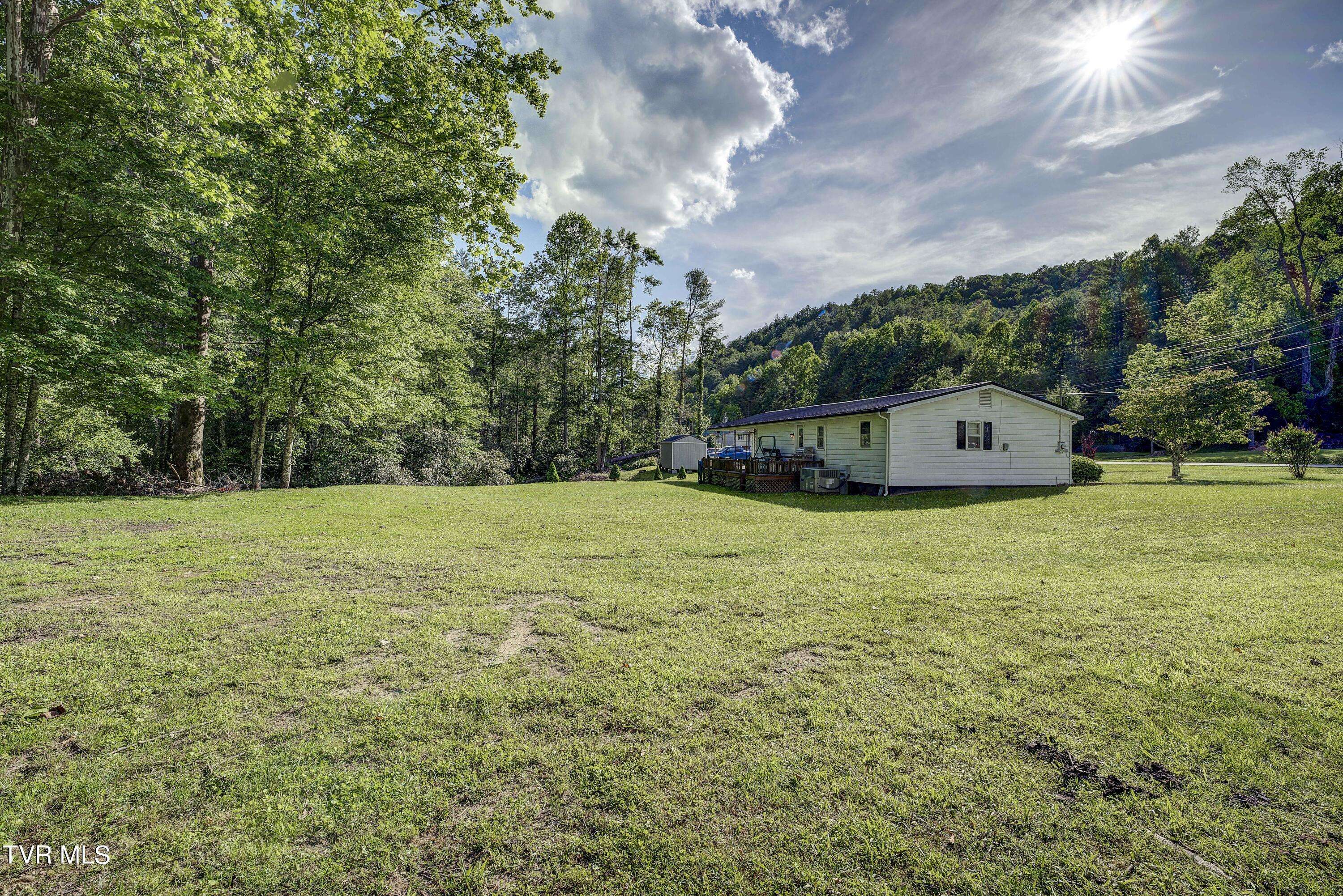 Unicoi, TN 37692,626 Scioto RD
