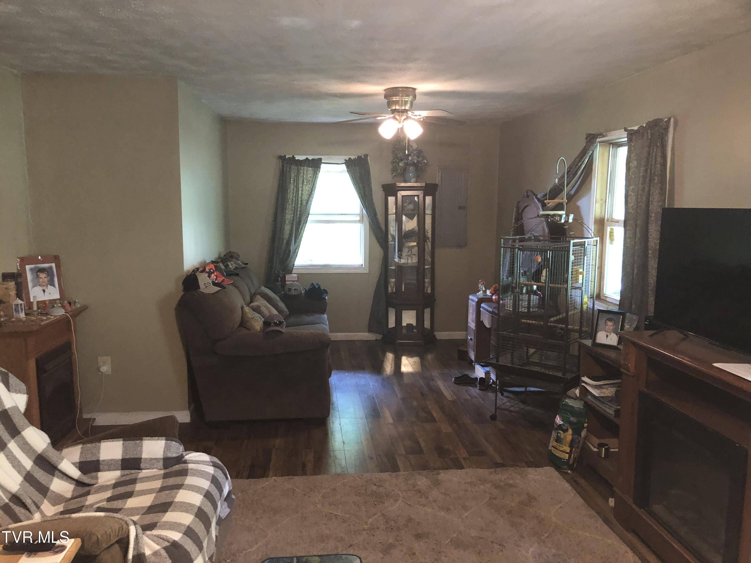 Mountain City, TN 37683,3128 Highway 421